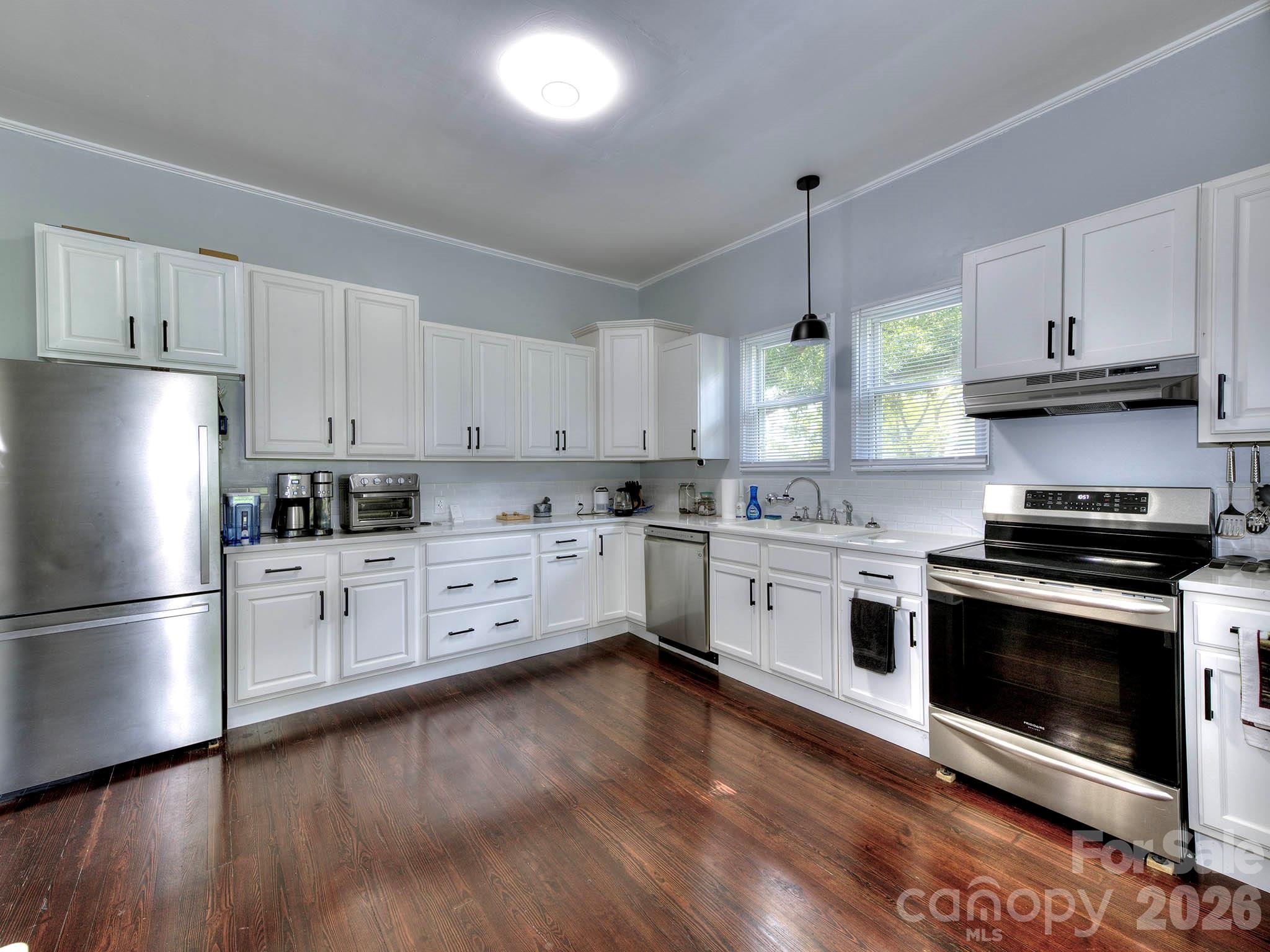 46 Mandalay Place SW — Concord