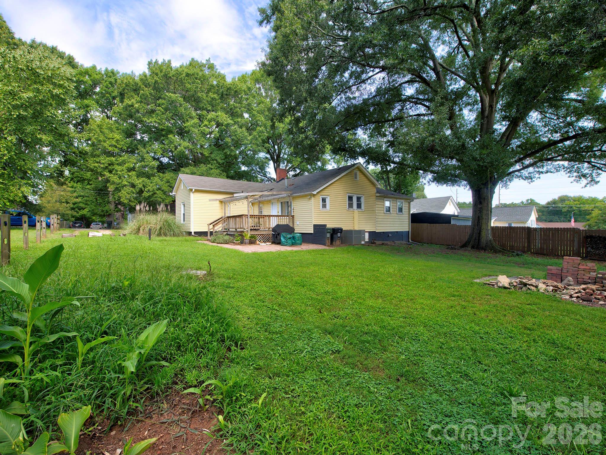 46 Mandalay Place SW — Concord