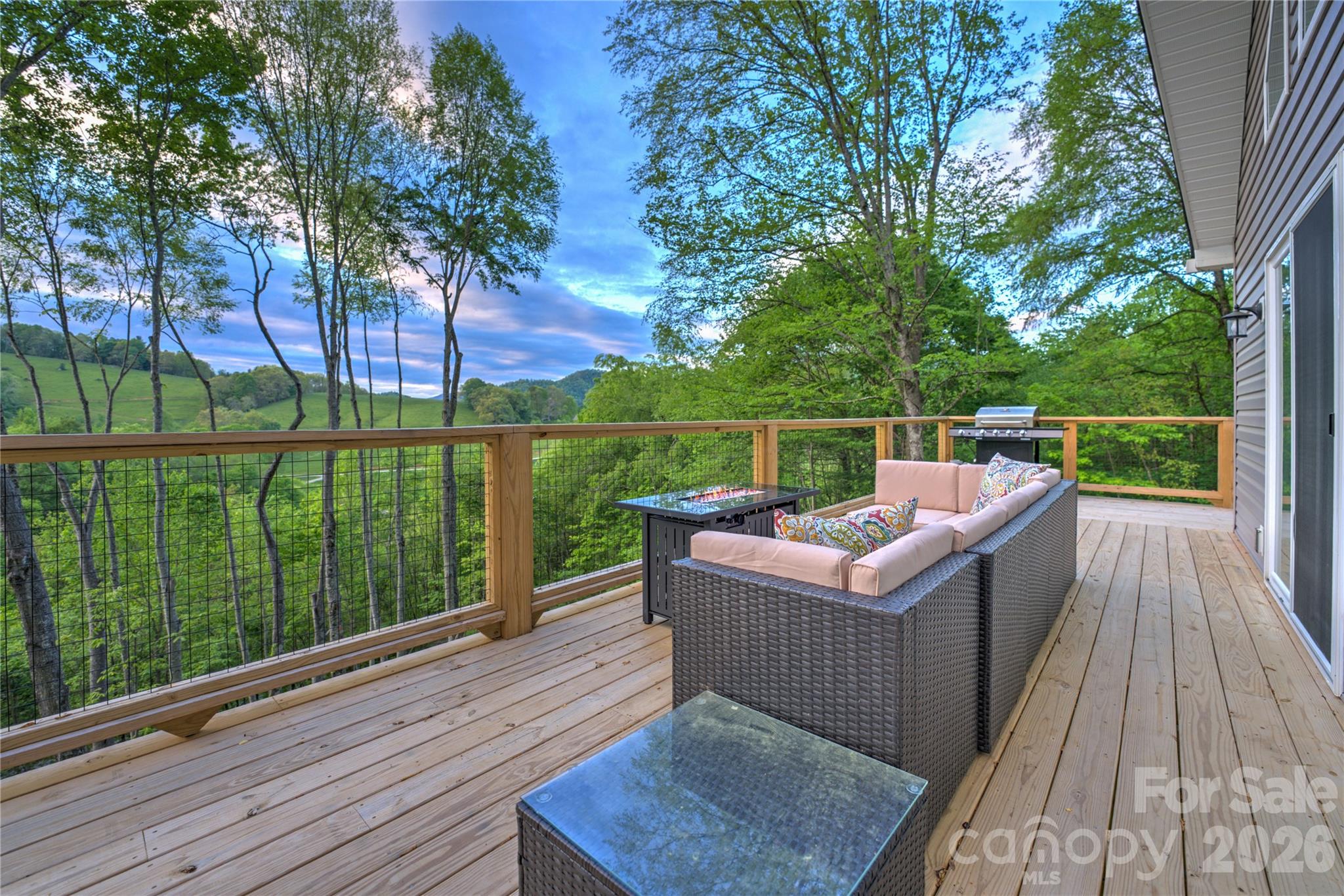 145 Banjo Lane — Waynesville