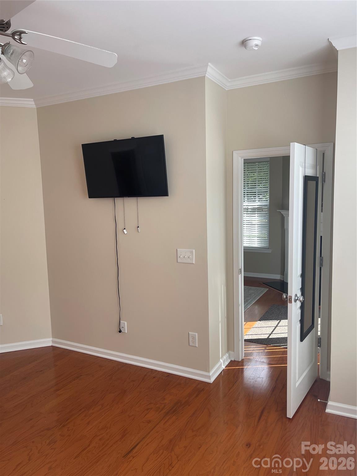 1158 Hammond Drive — Matthews