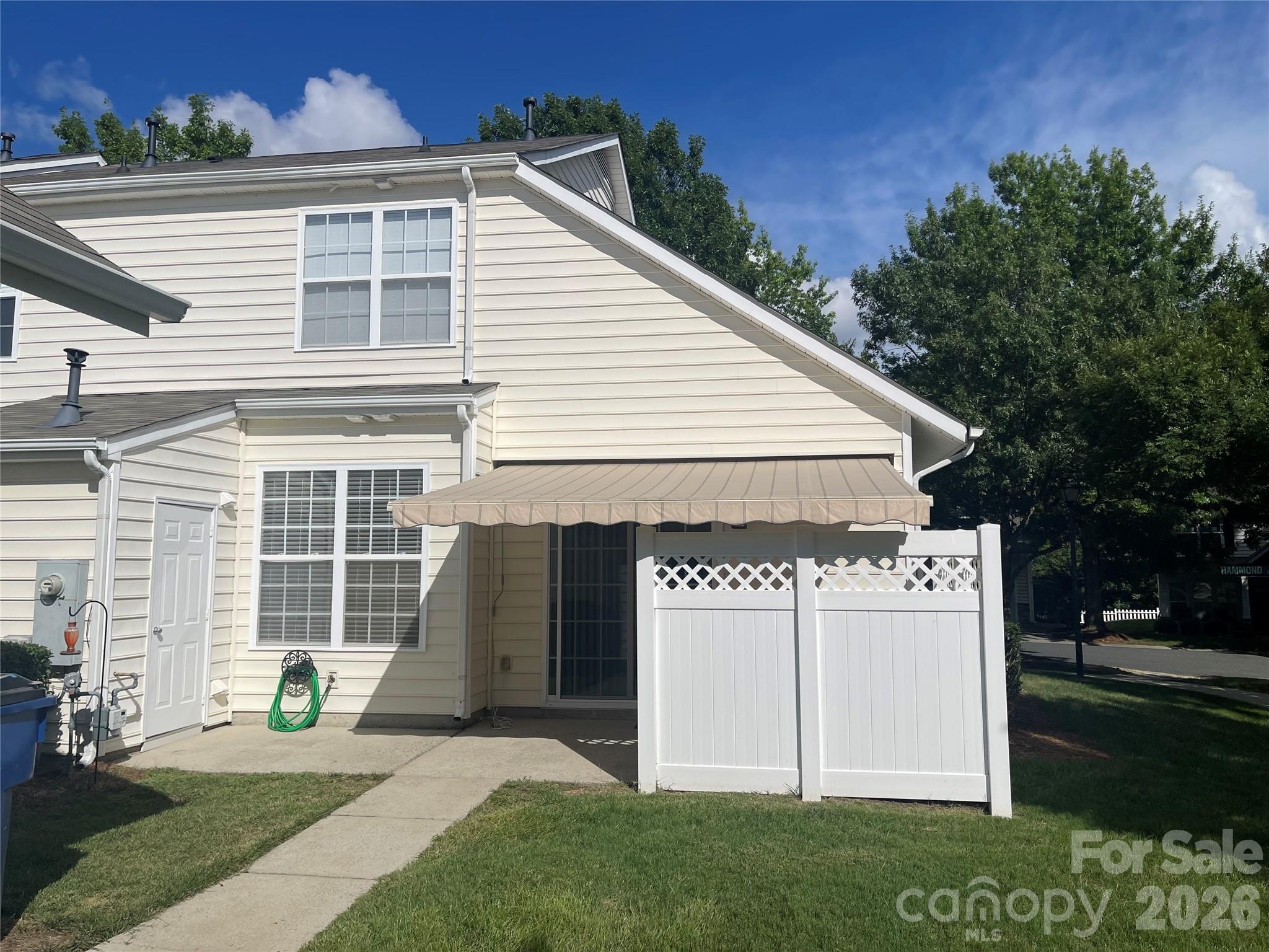 1158 Hammond Drive — Matthews