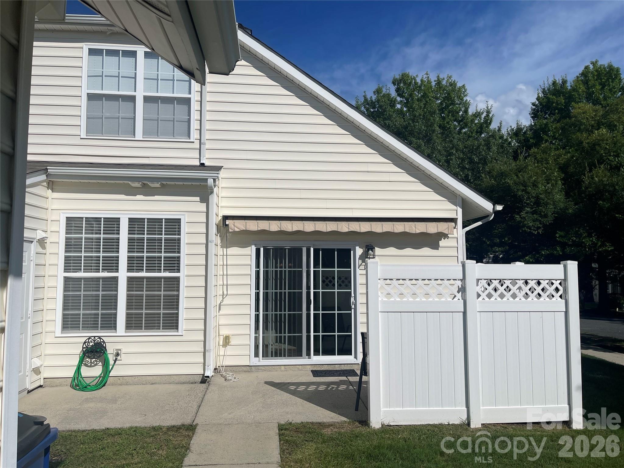 1158 Hammond Drive — Matthews