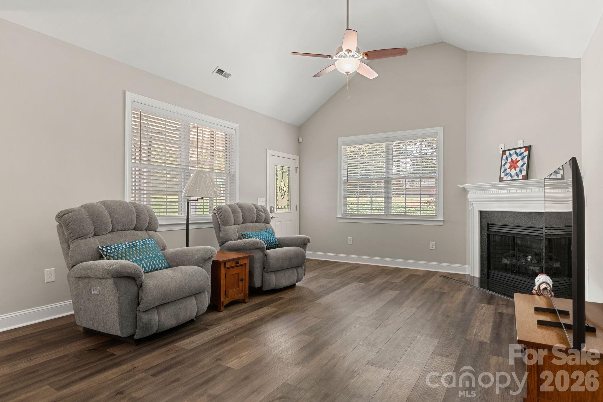 8276 Merchant Court — Denver