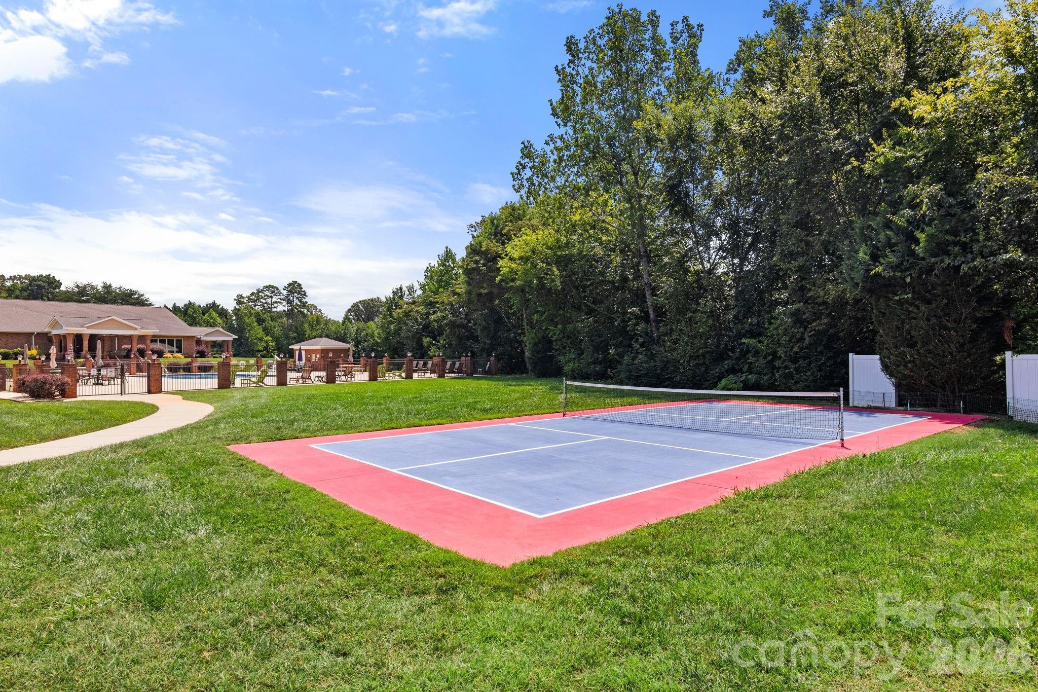 8276 Merchant Court — Denver