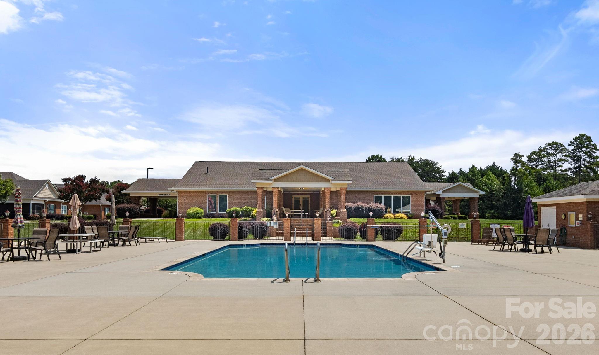 8276 Merchant Court — Denver
