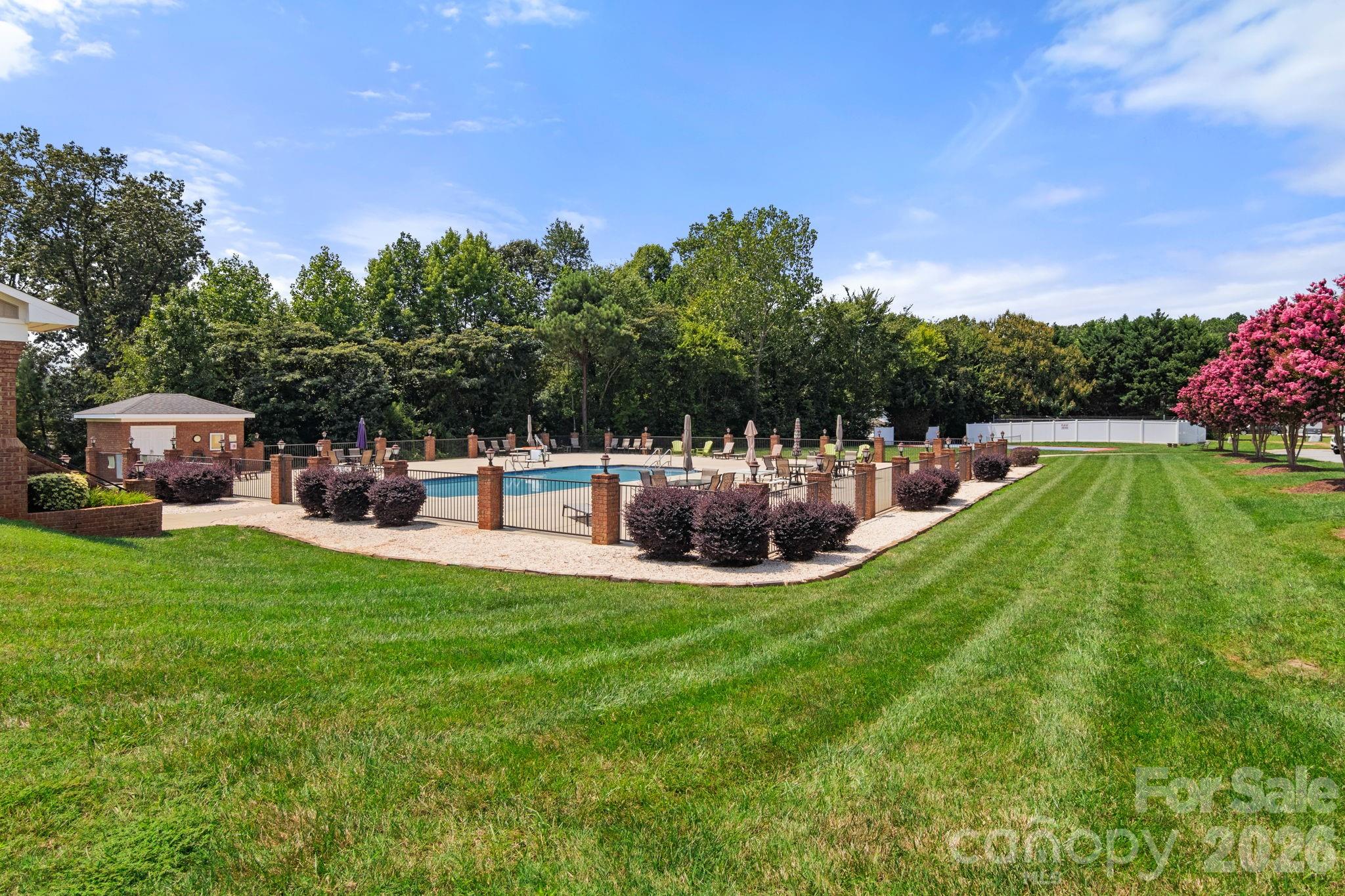 8276 Merchant Court — Denver