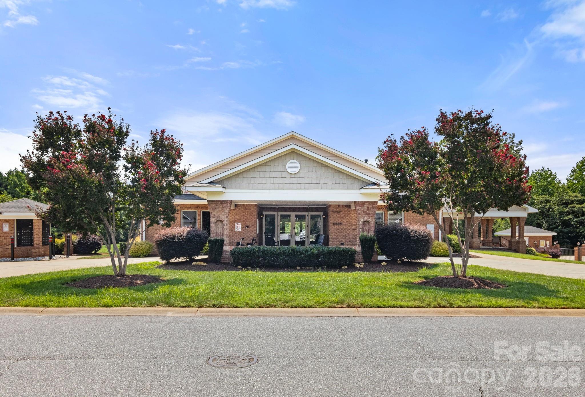 8276 Merchant Court — Denver