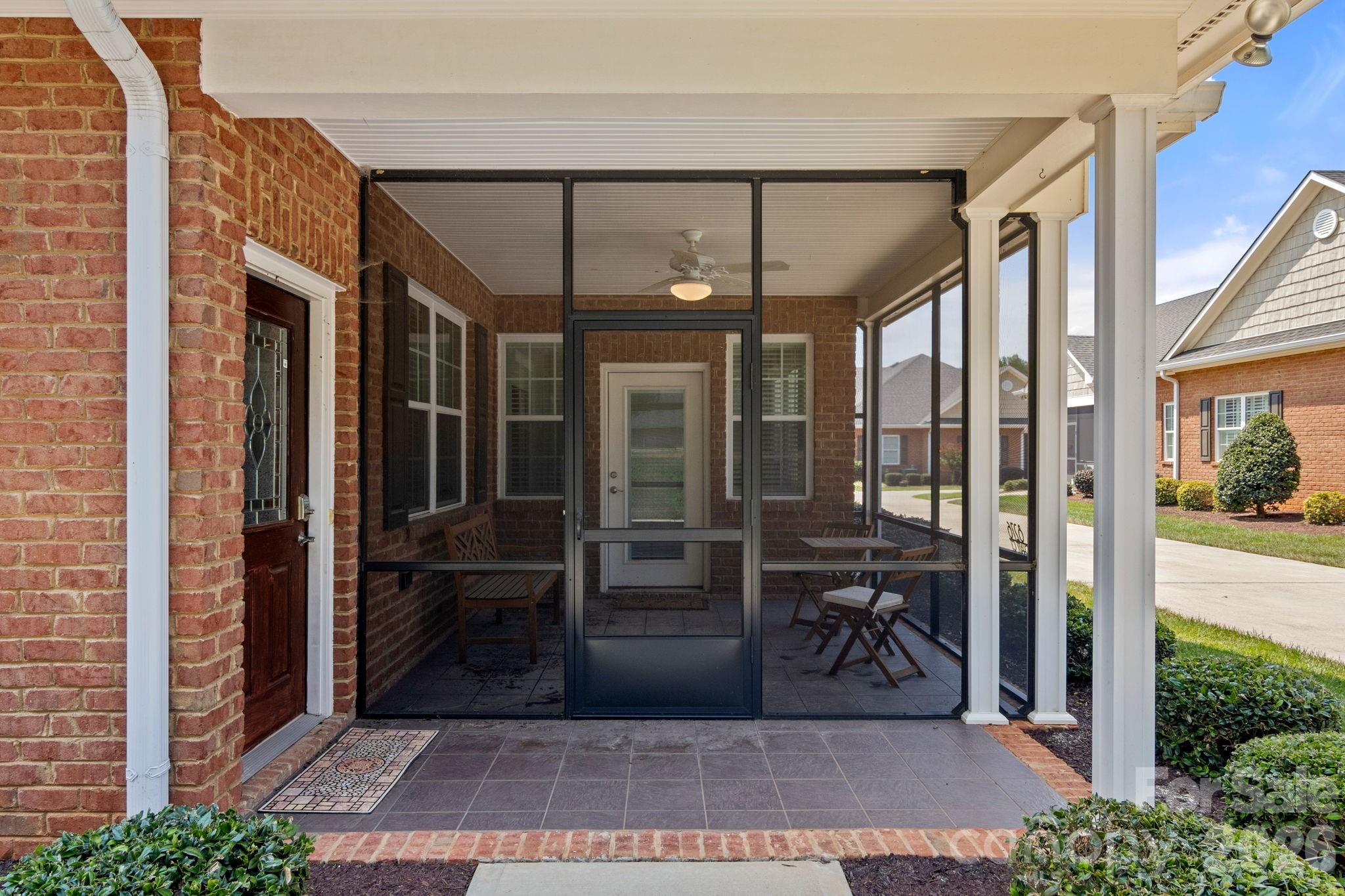 8276 Merchant Court — Denver