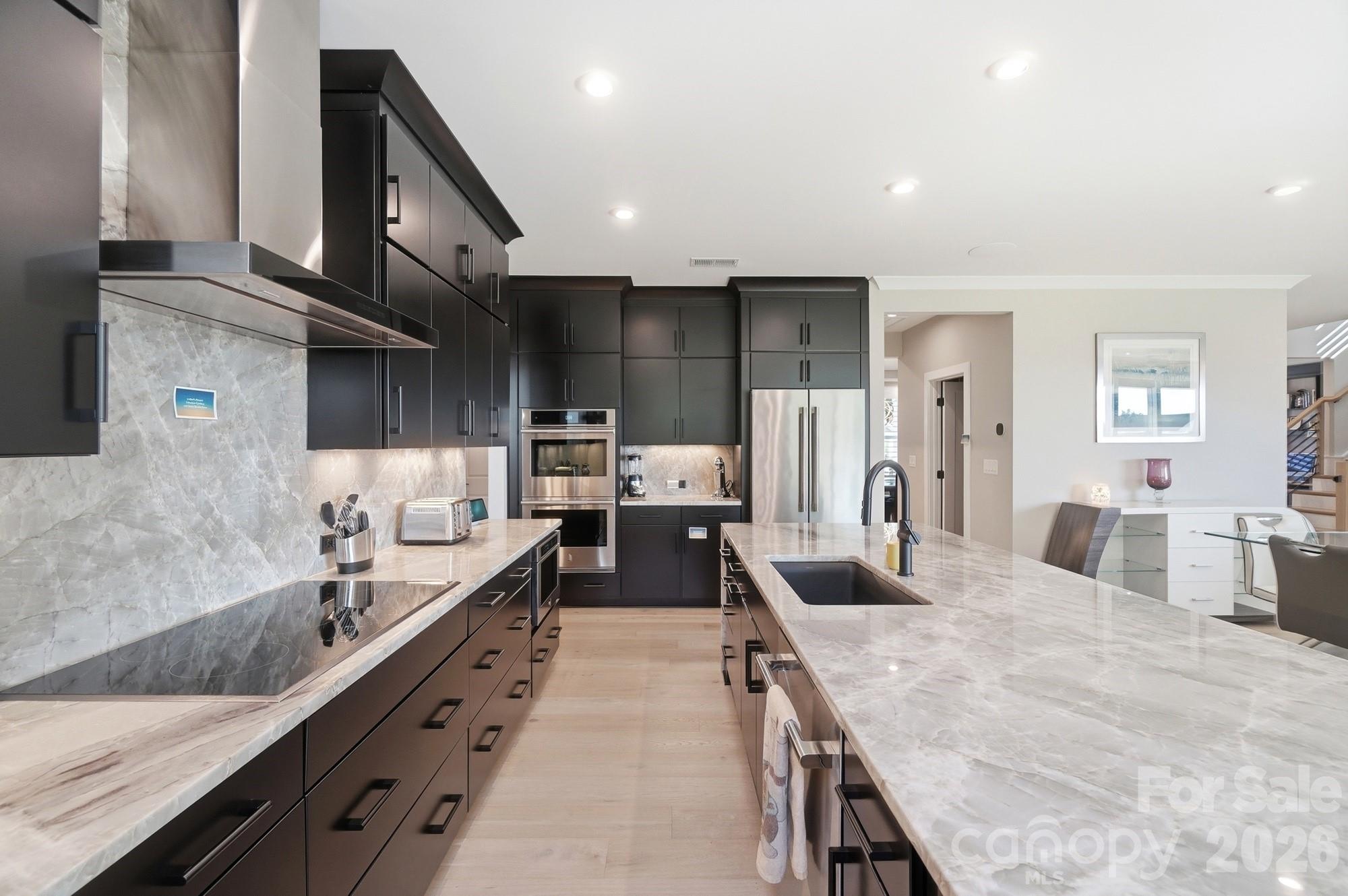 5225 Glenwalk Drive — Charlotte