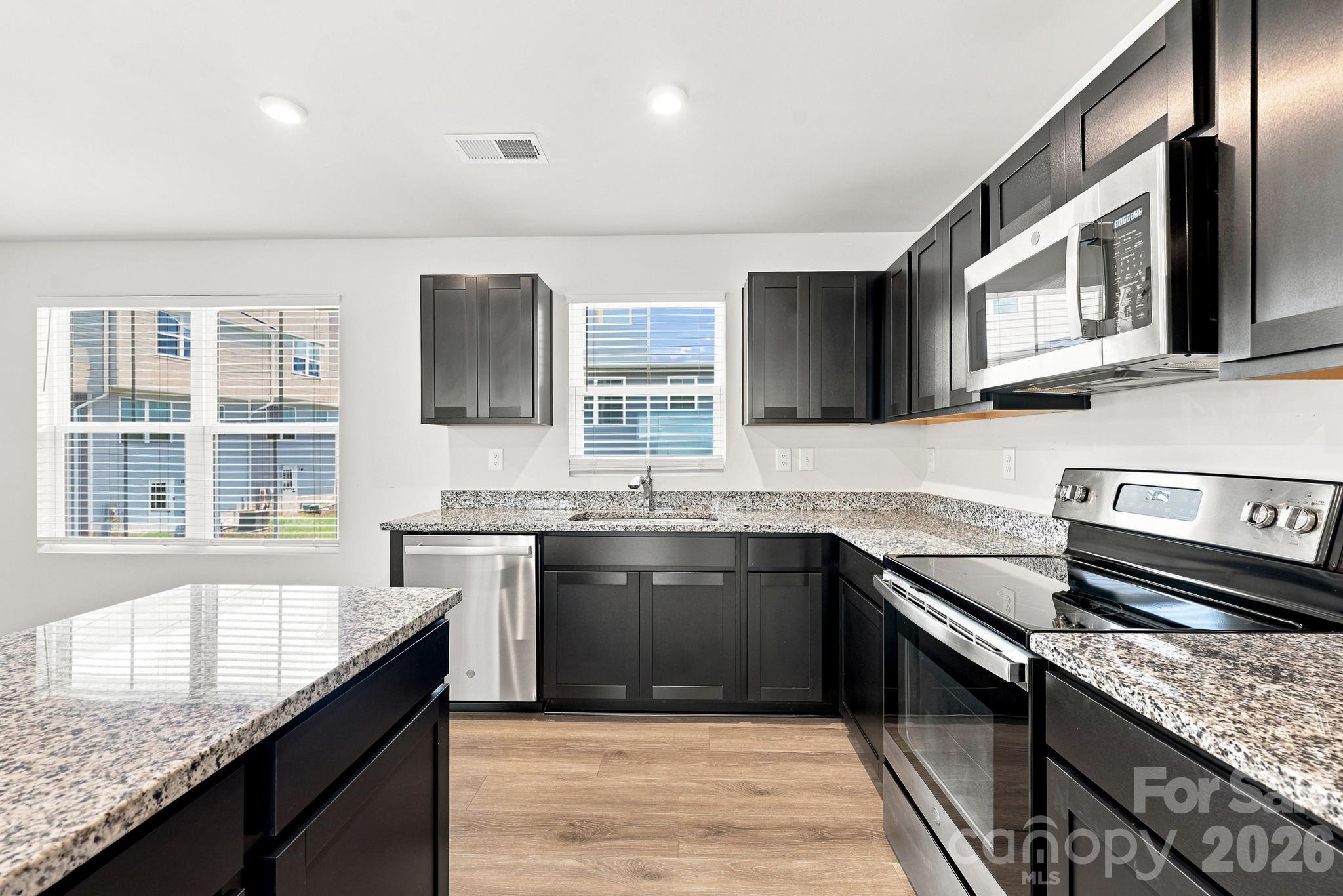 3021 Fiddlewood Street — Charlotte