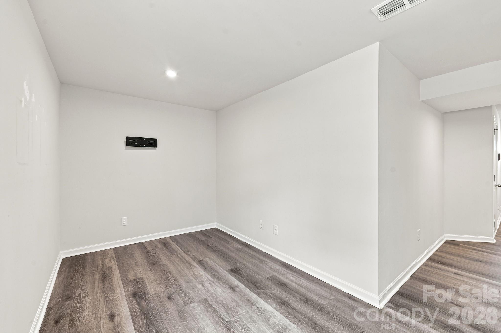 3021 Fiddlewood Street — Charlotte