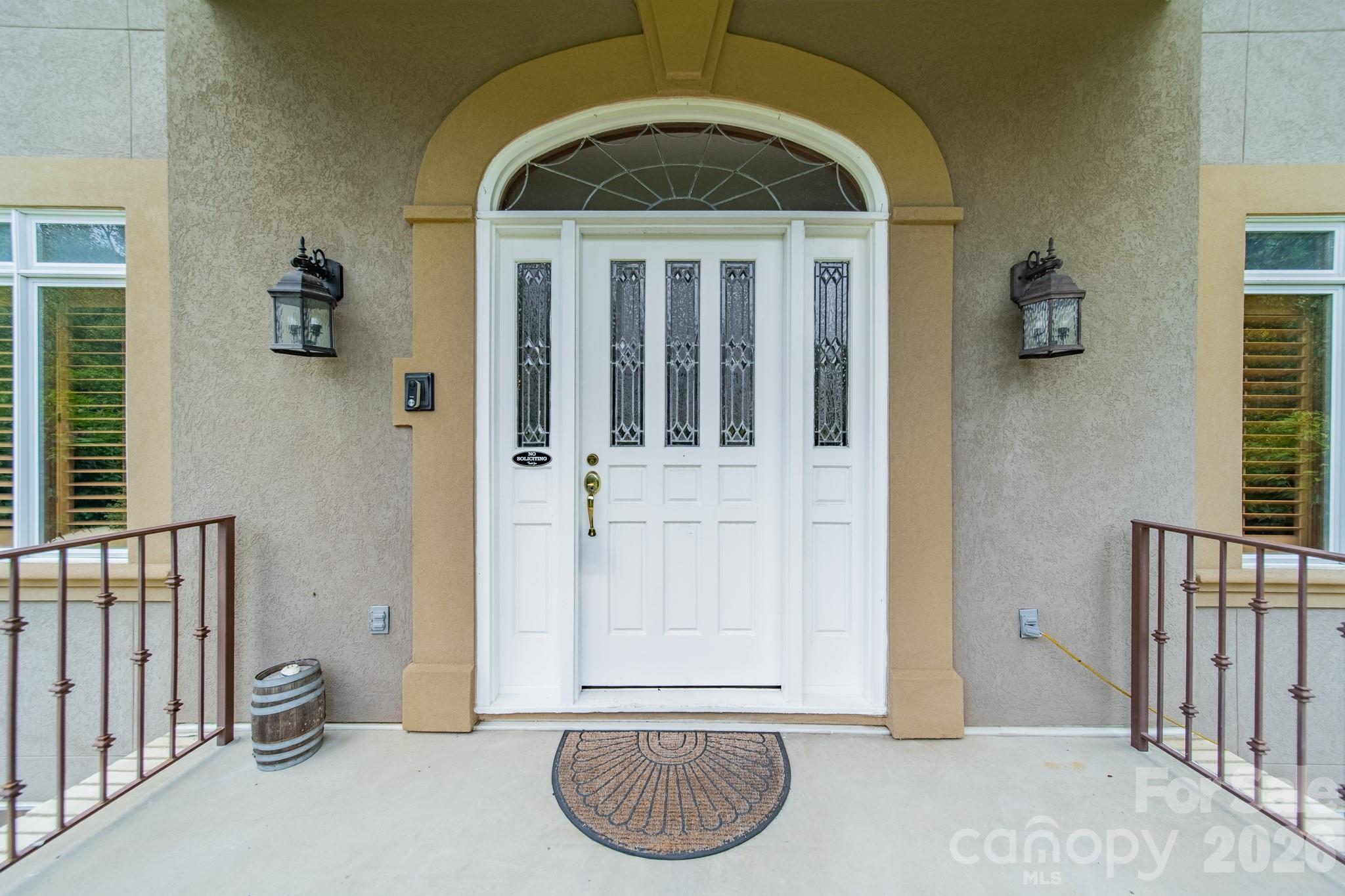 624 Springbrook Avenue NE — Concord