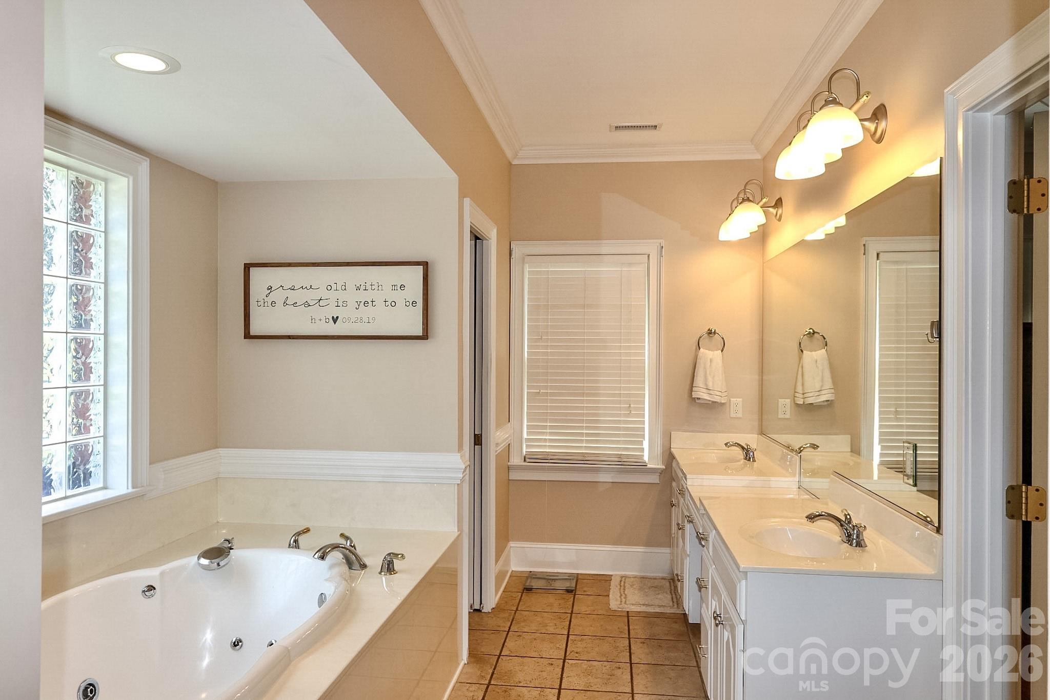 531 Westbrook Street — Jonesville