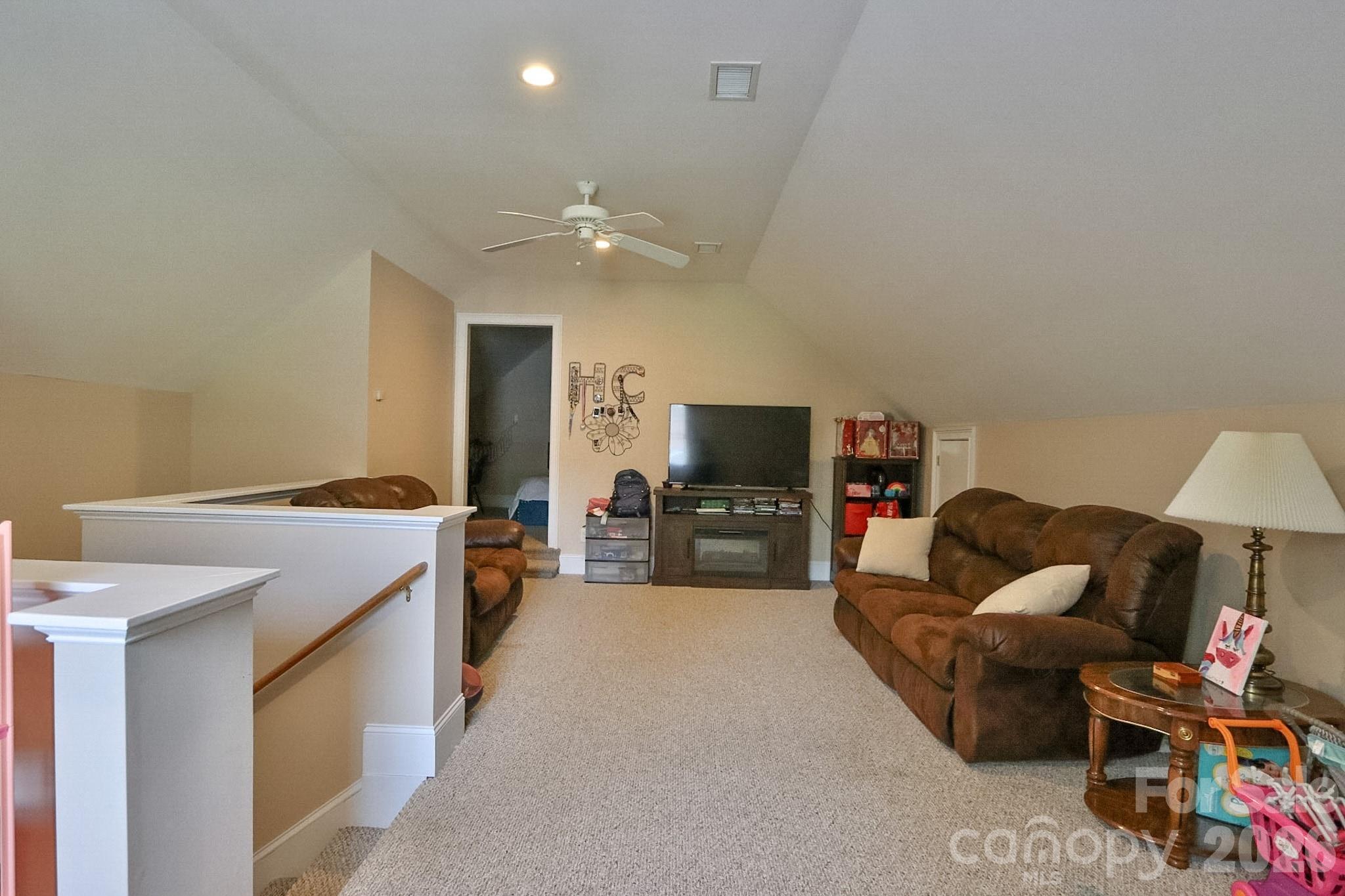 531 Westbrook Street — Jonesville