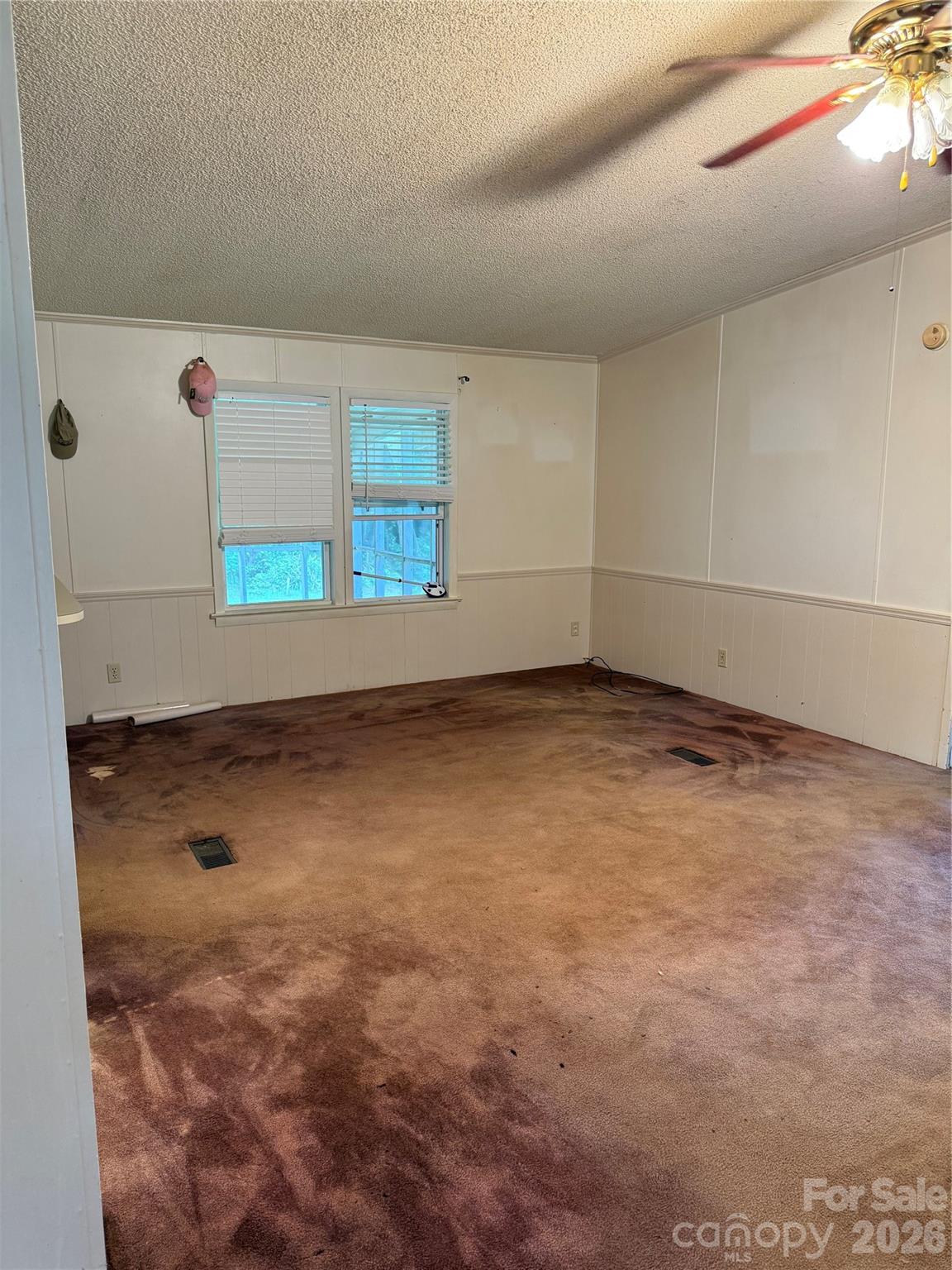 75 Mountain View Drive — Taylorsville