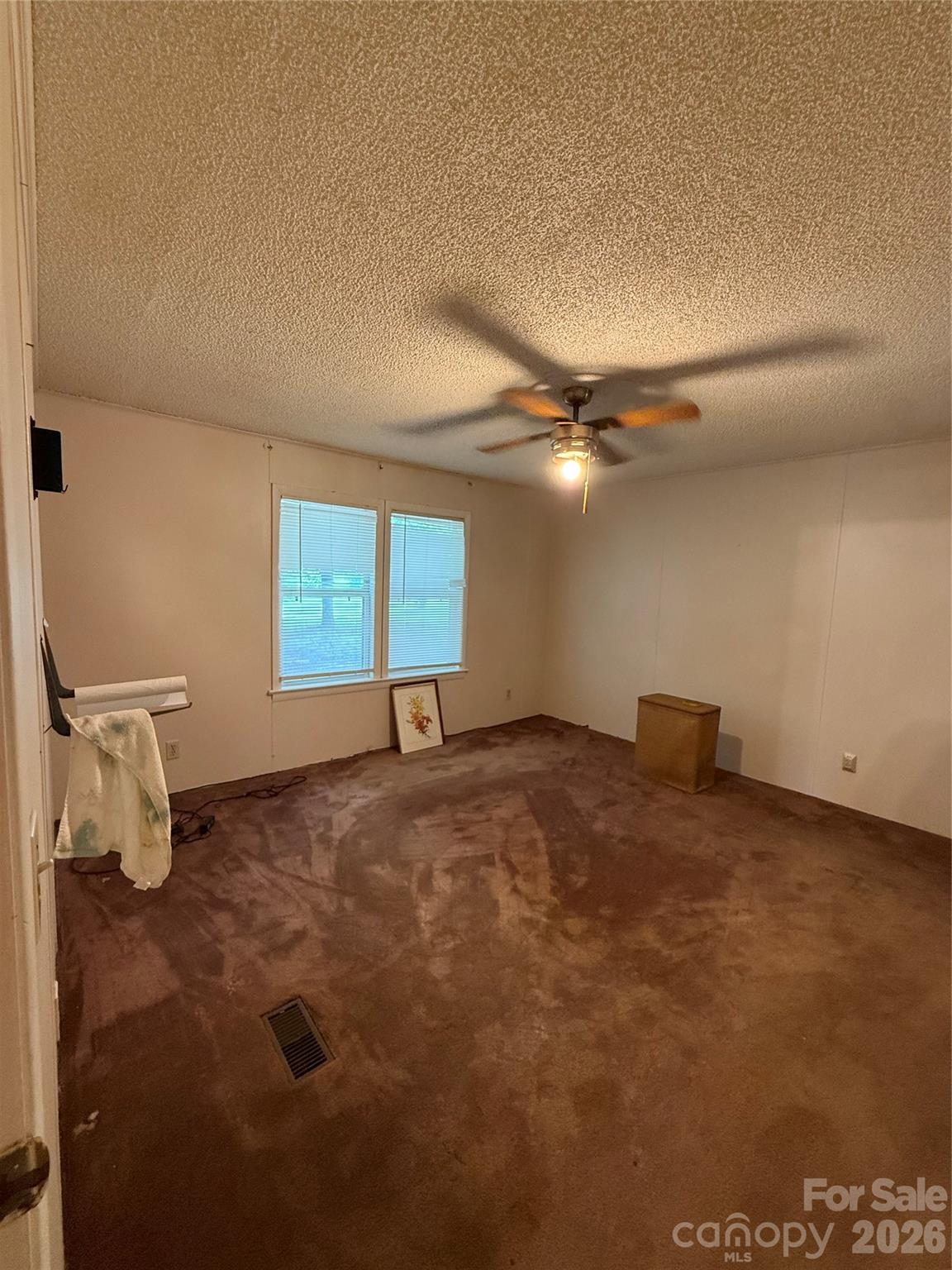 75 Mountain View Drive — Taylorsville