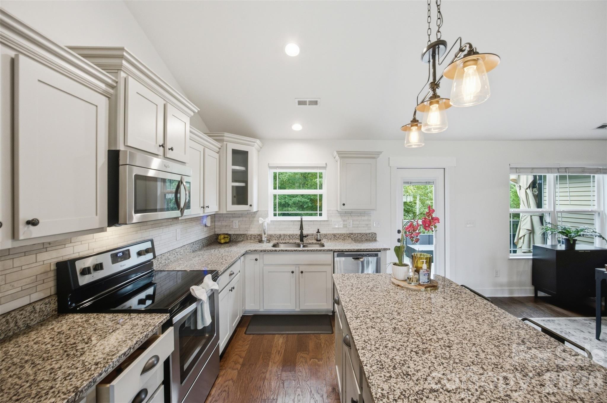 4084 Lydia Suzanne Place — Lincolnton