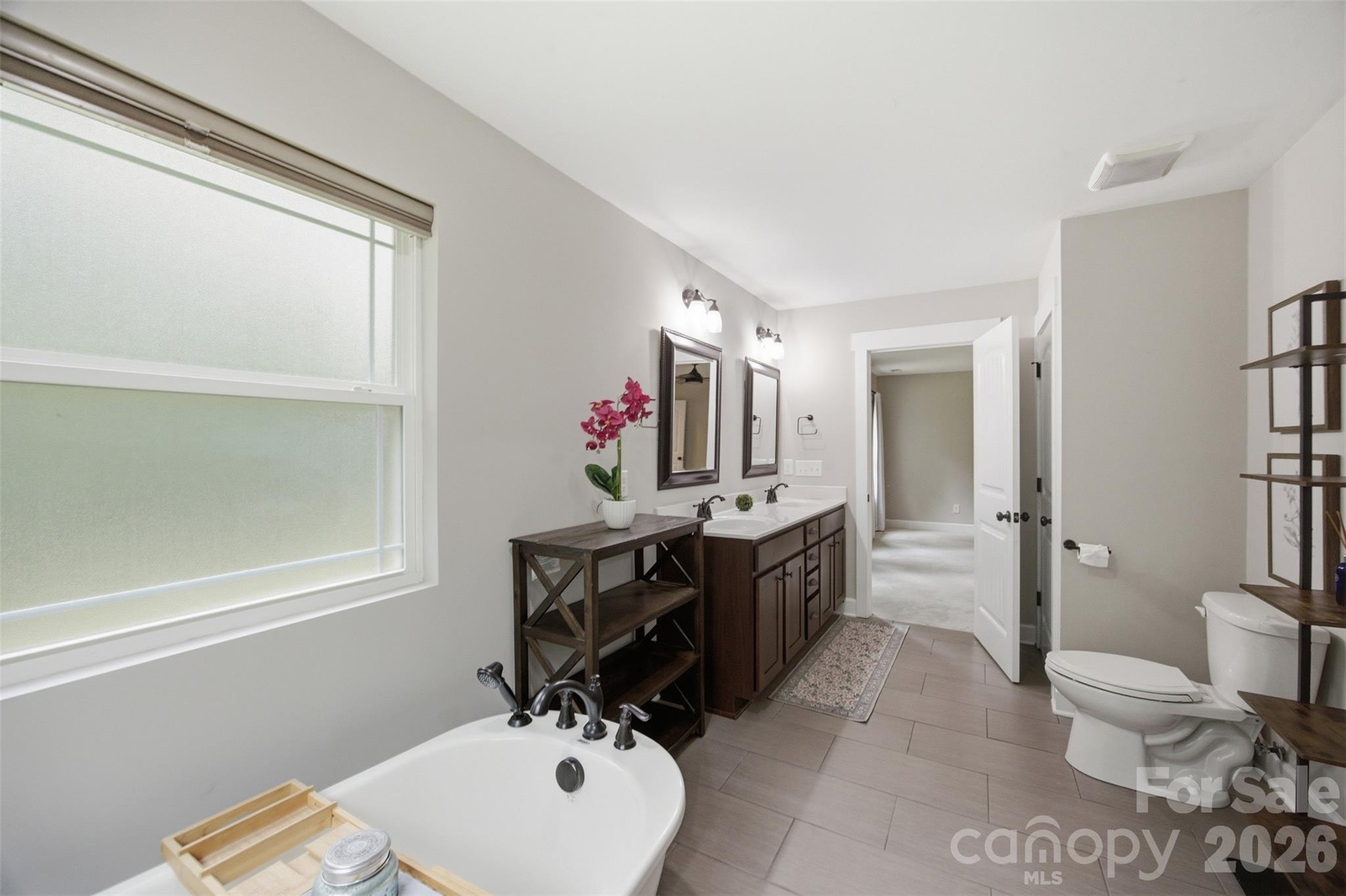 4084 Lydia Suzanne Place — Lincolnton