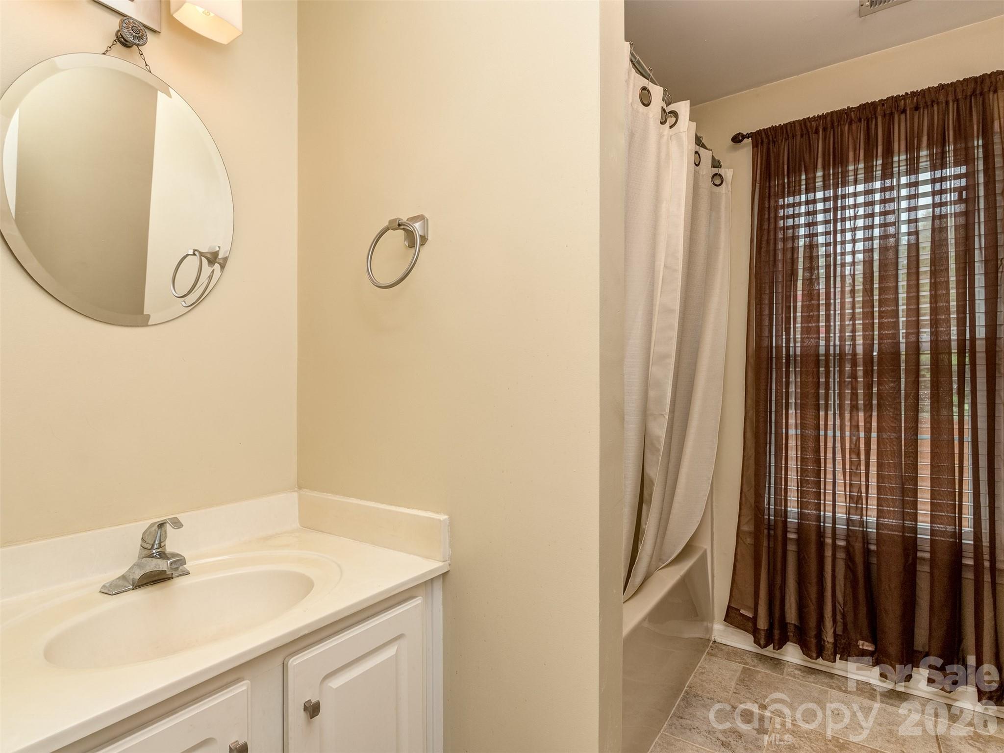 4522 Avalon Forest Lane — Charlotte