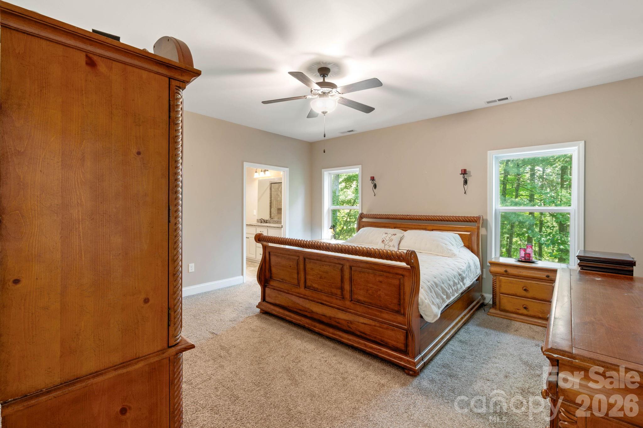 72 Summer Shade Court — Hendersonville
