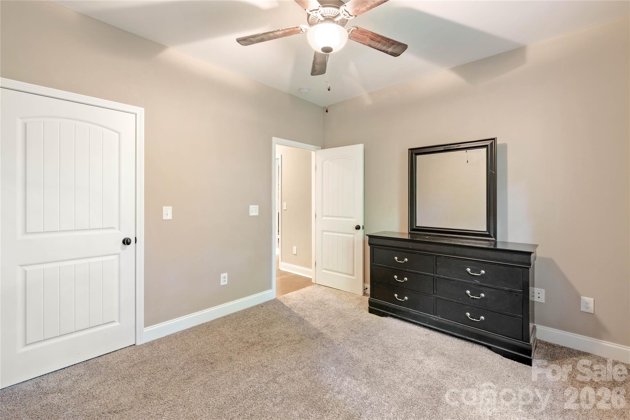 72 Summer Shade Court — Hendersonville