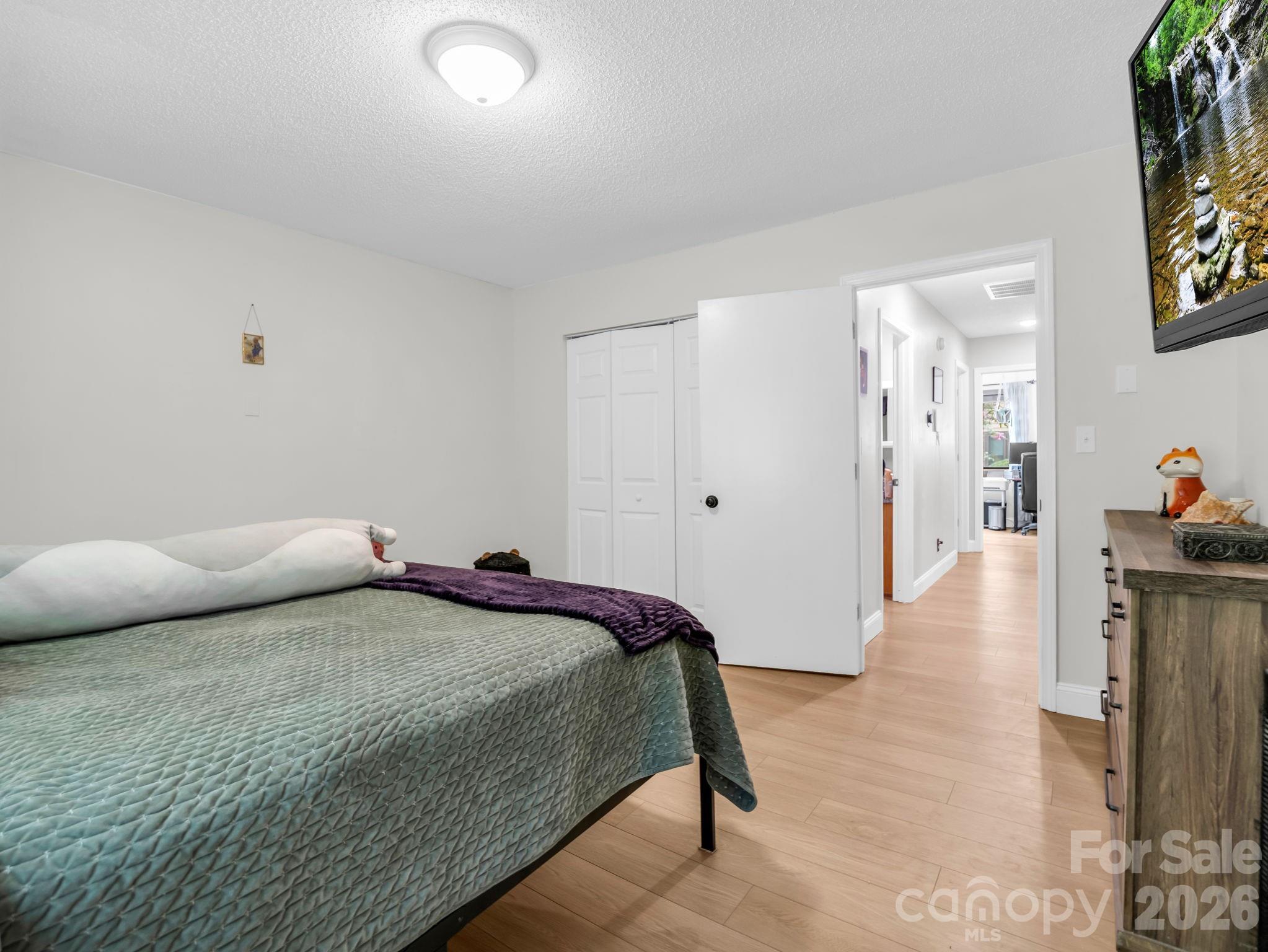 7 Woodlands Drive — Black Mountain