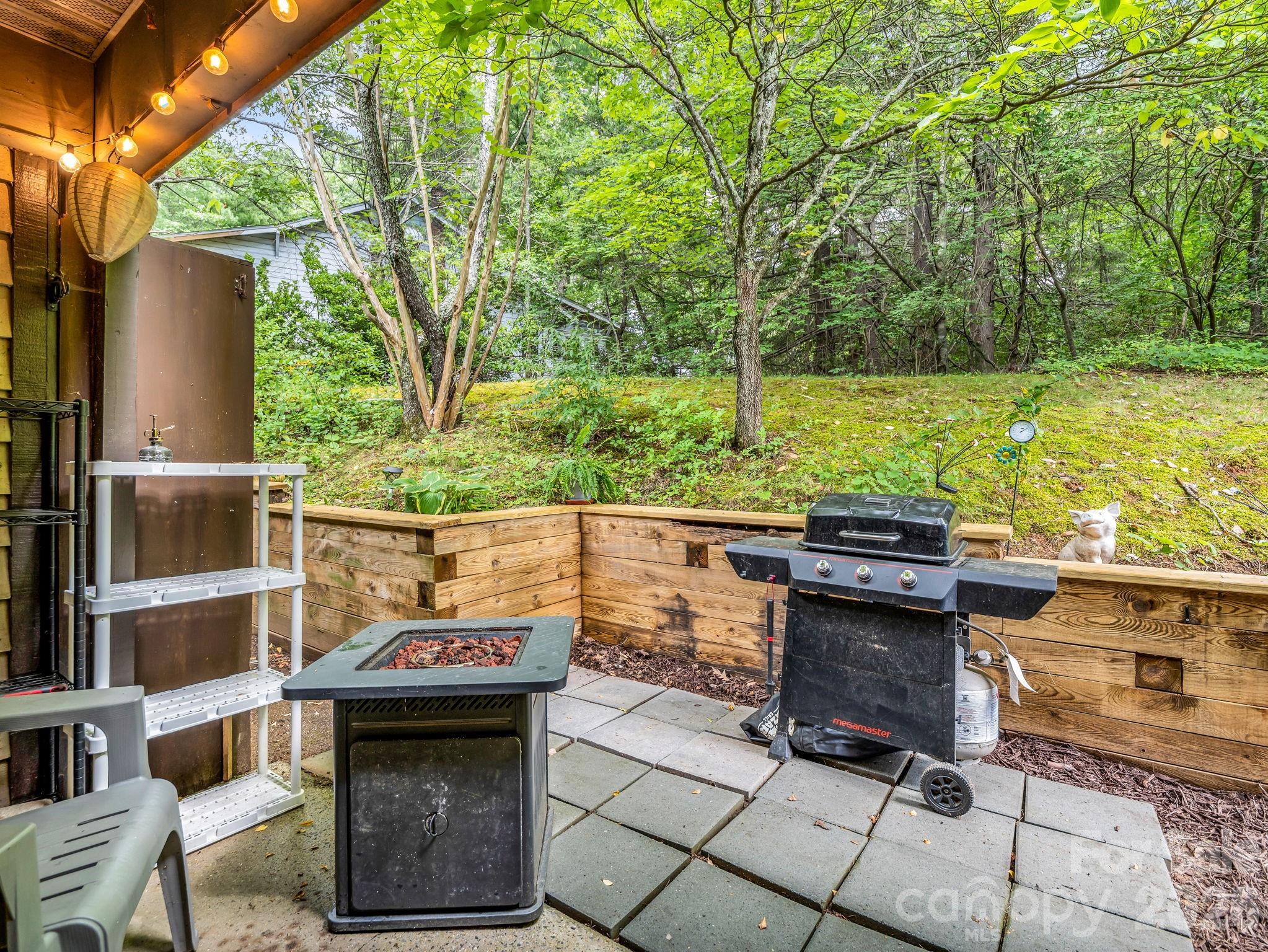 7 Woodlands Drive — Black Mountain