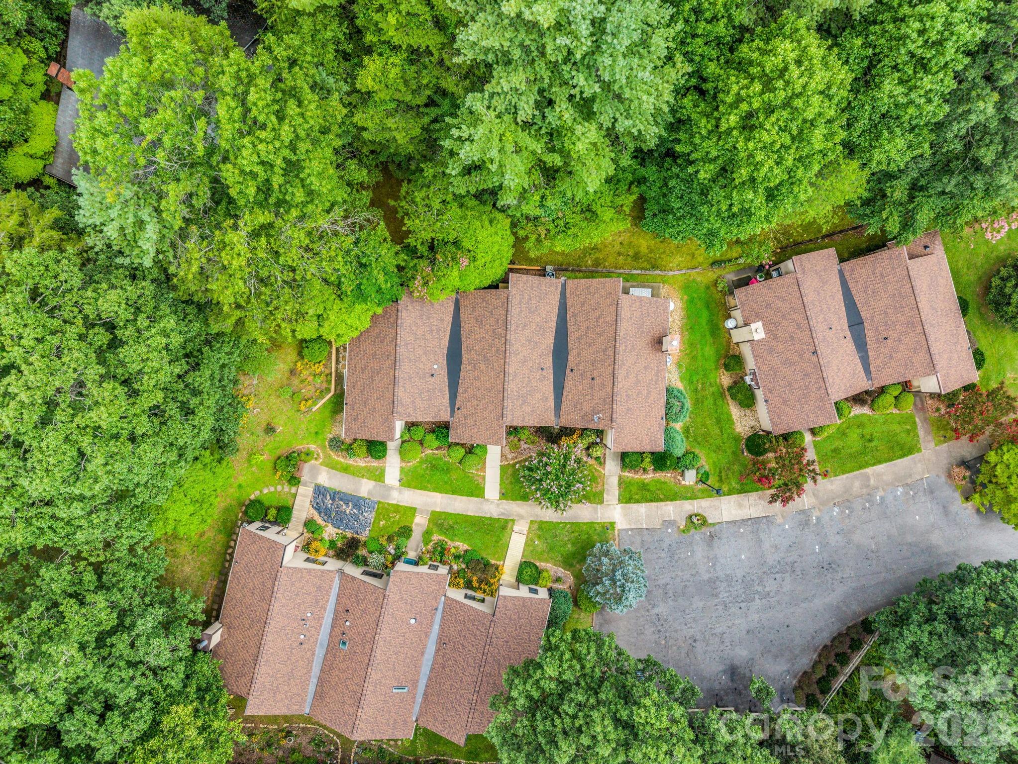 7 Woodlands Drive — Black Mountain