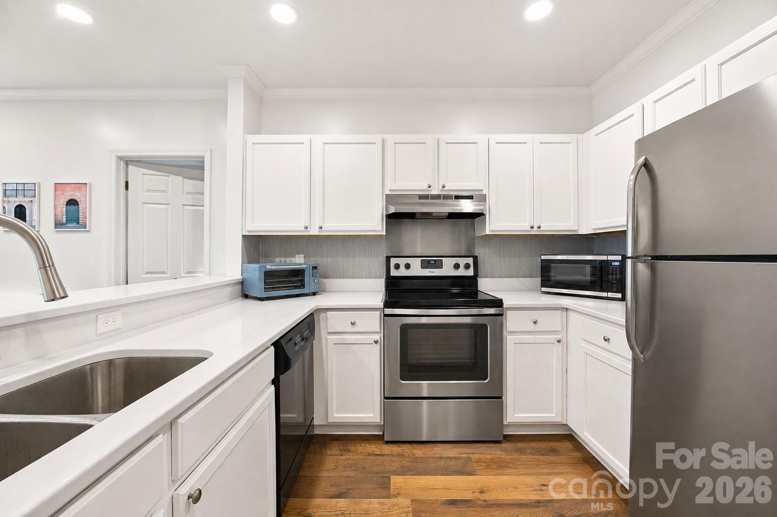 3200 Selwyn Farms Lane #1 — Charlotte