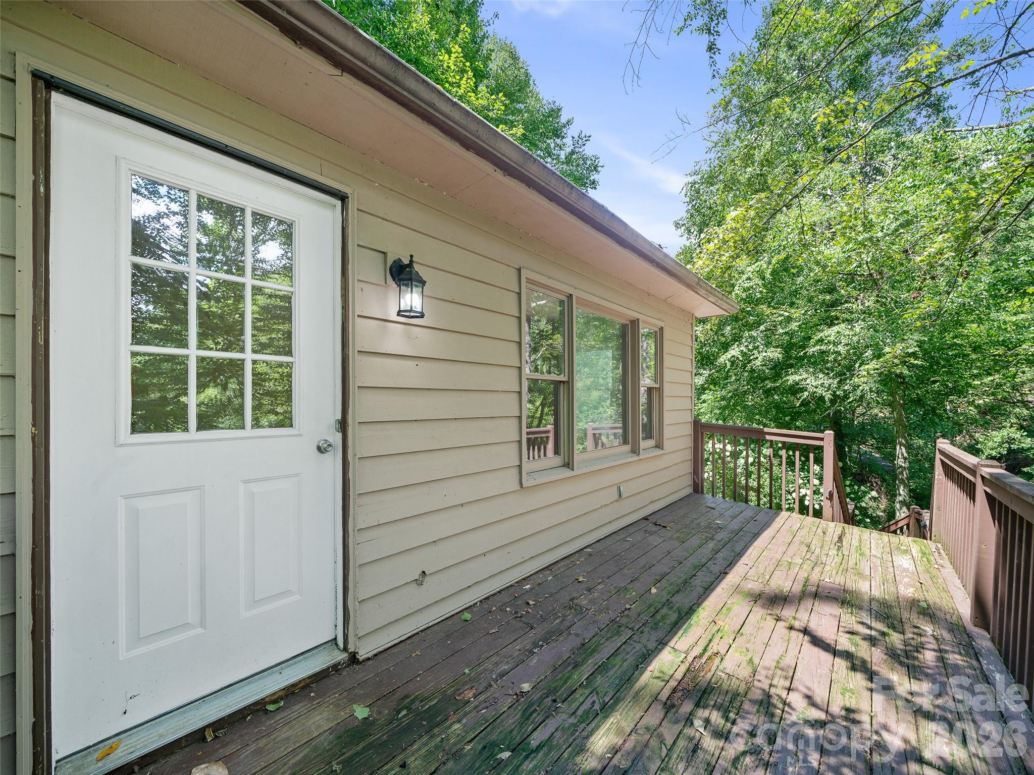 9851 Double Island Road — Green Mountain