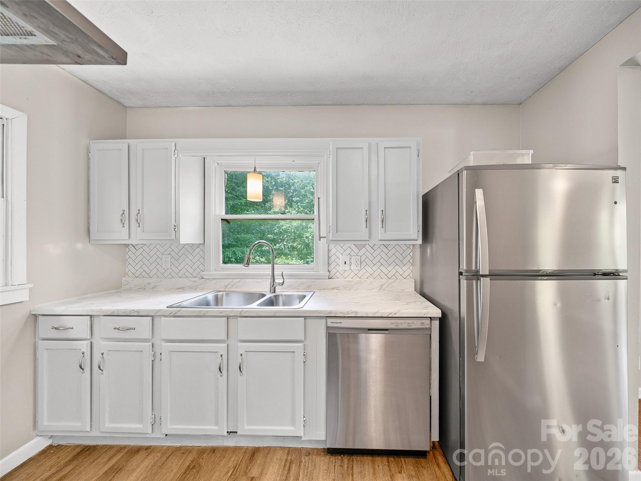9851 Double Island Road — Green Mountain