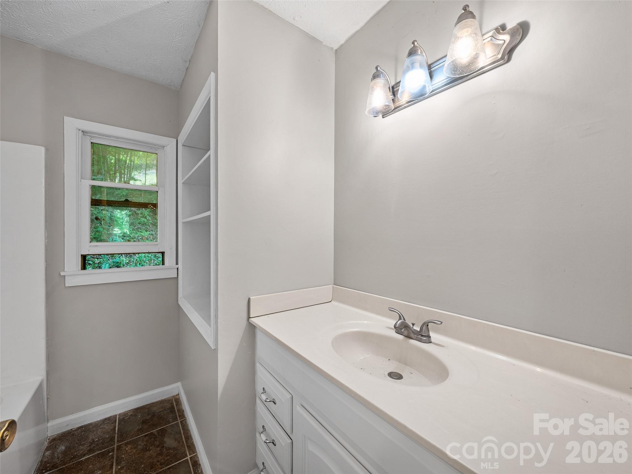 9851 Double Island Road — Green Mountain