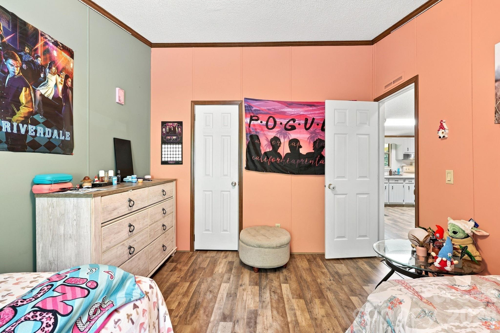 428 Hoot Owl Road — Spruce Pine