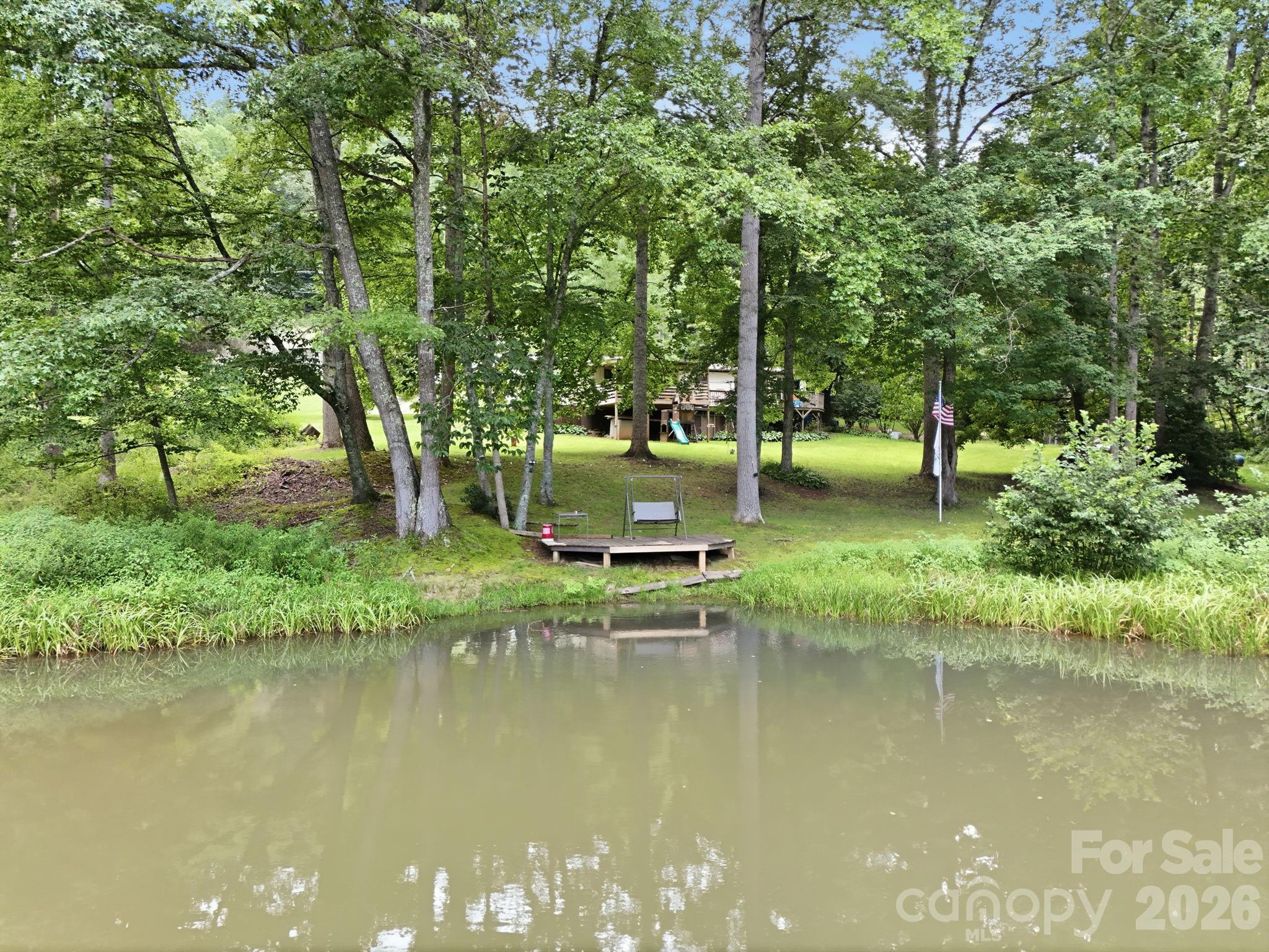 428 Hoot Owl Road — Spruce Pine
