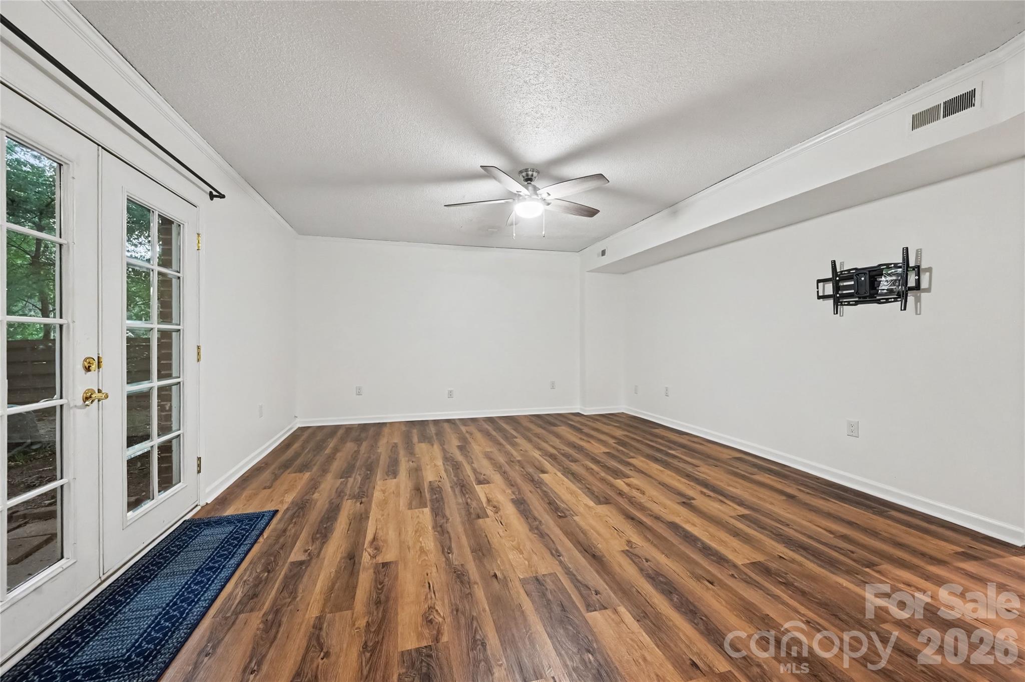 608 Hoyle Street — Lincolnton