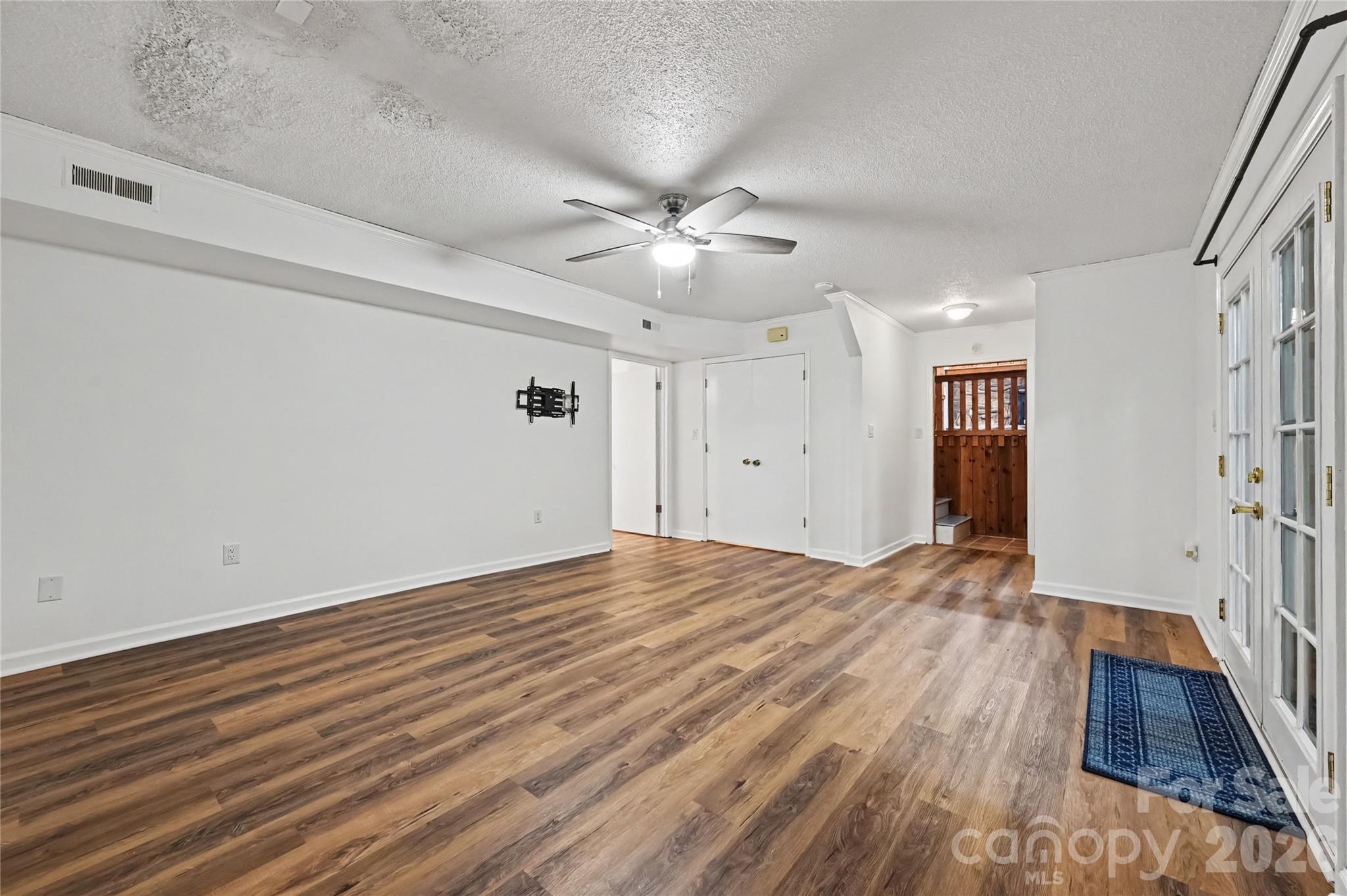 608 Hoyle Street — Lincolnton