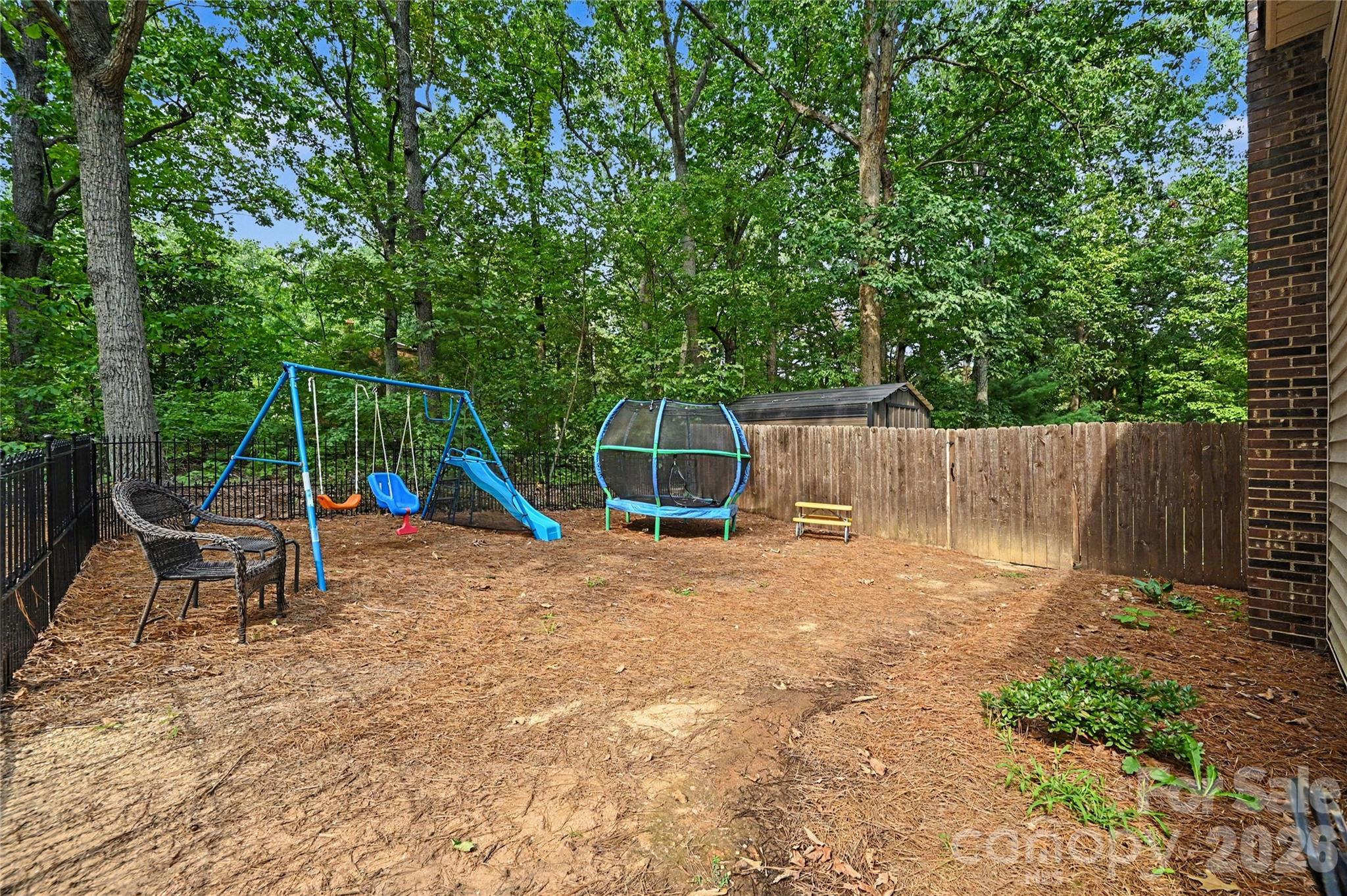 608 Hoyle Street — Lincolnton