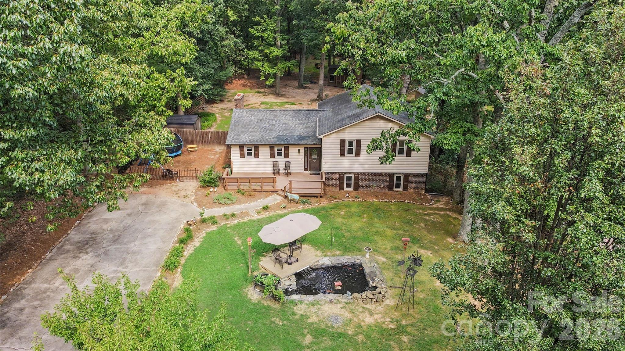 608 Hoyle Street — Lincolnton
