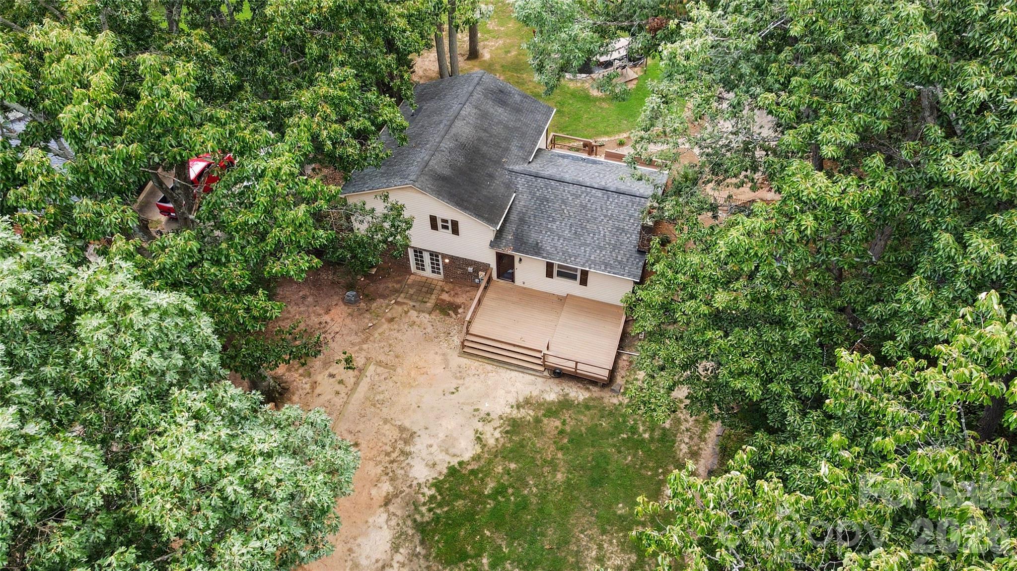 608 Hoyle Street — Lincolnton