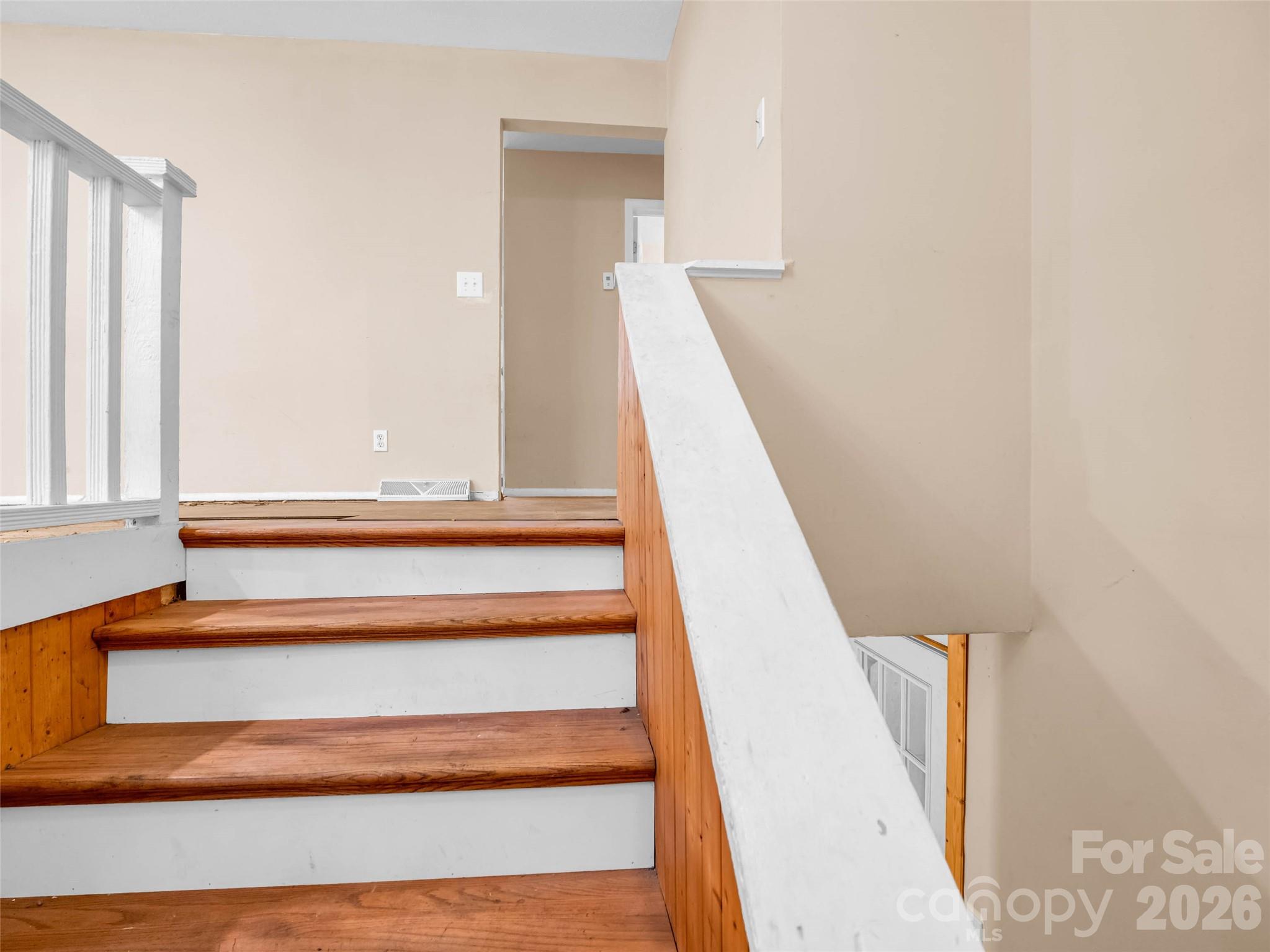 1317 Hyman Avenue — Hendersonville