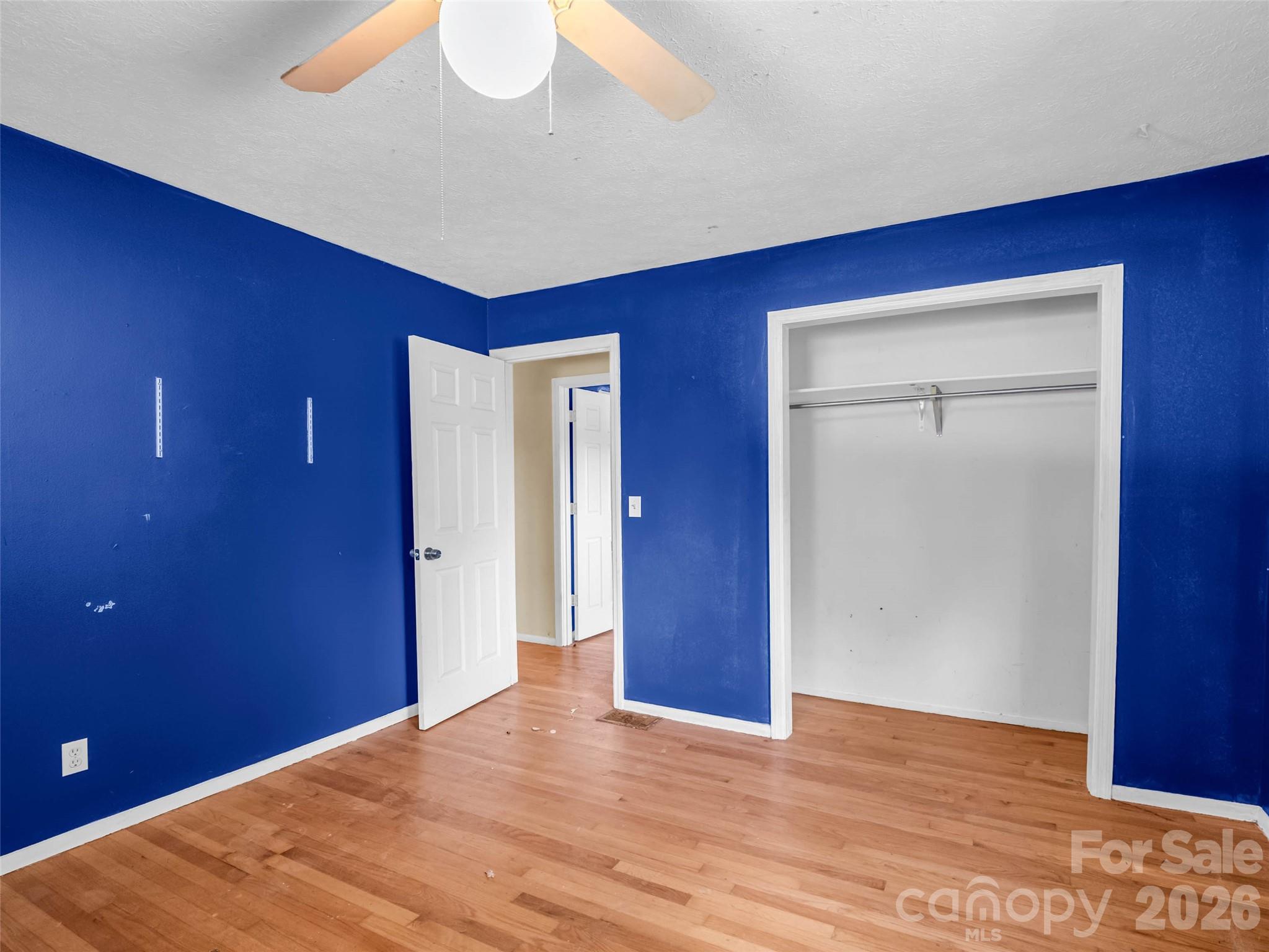 1317 Hyman Avenue — Hendersonville