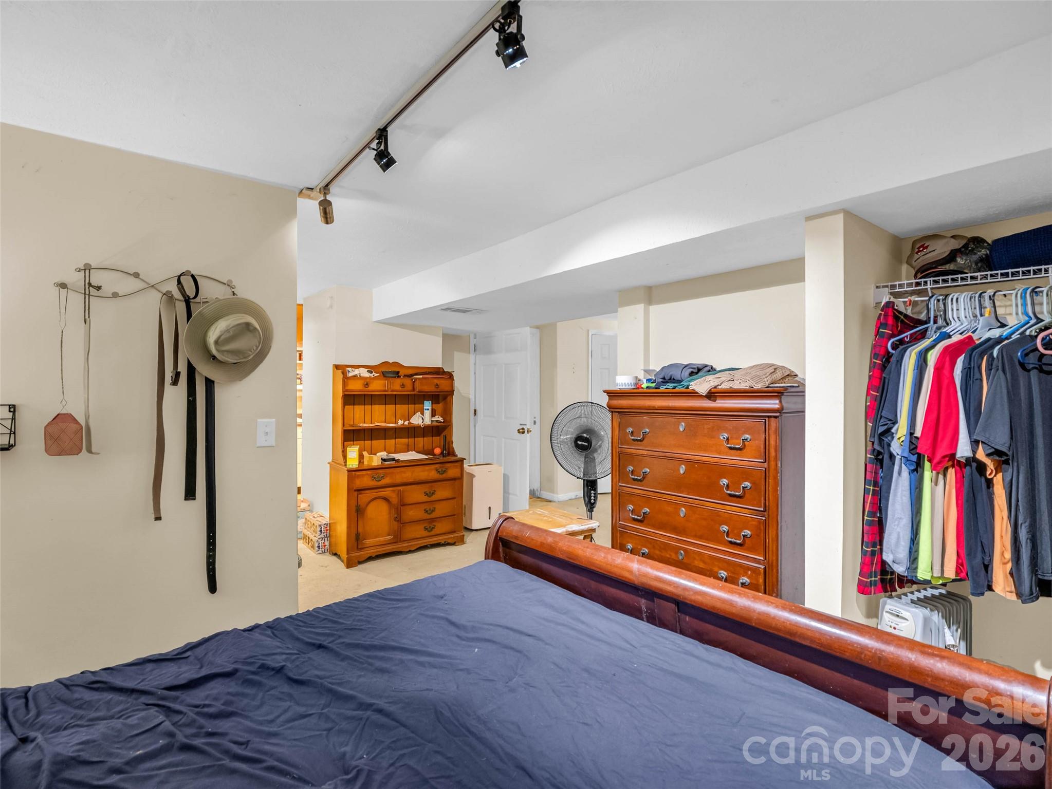 1317 Hyman Avenue — Hendersonville