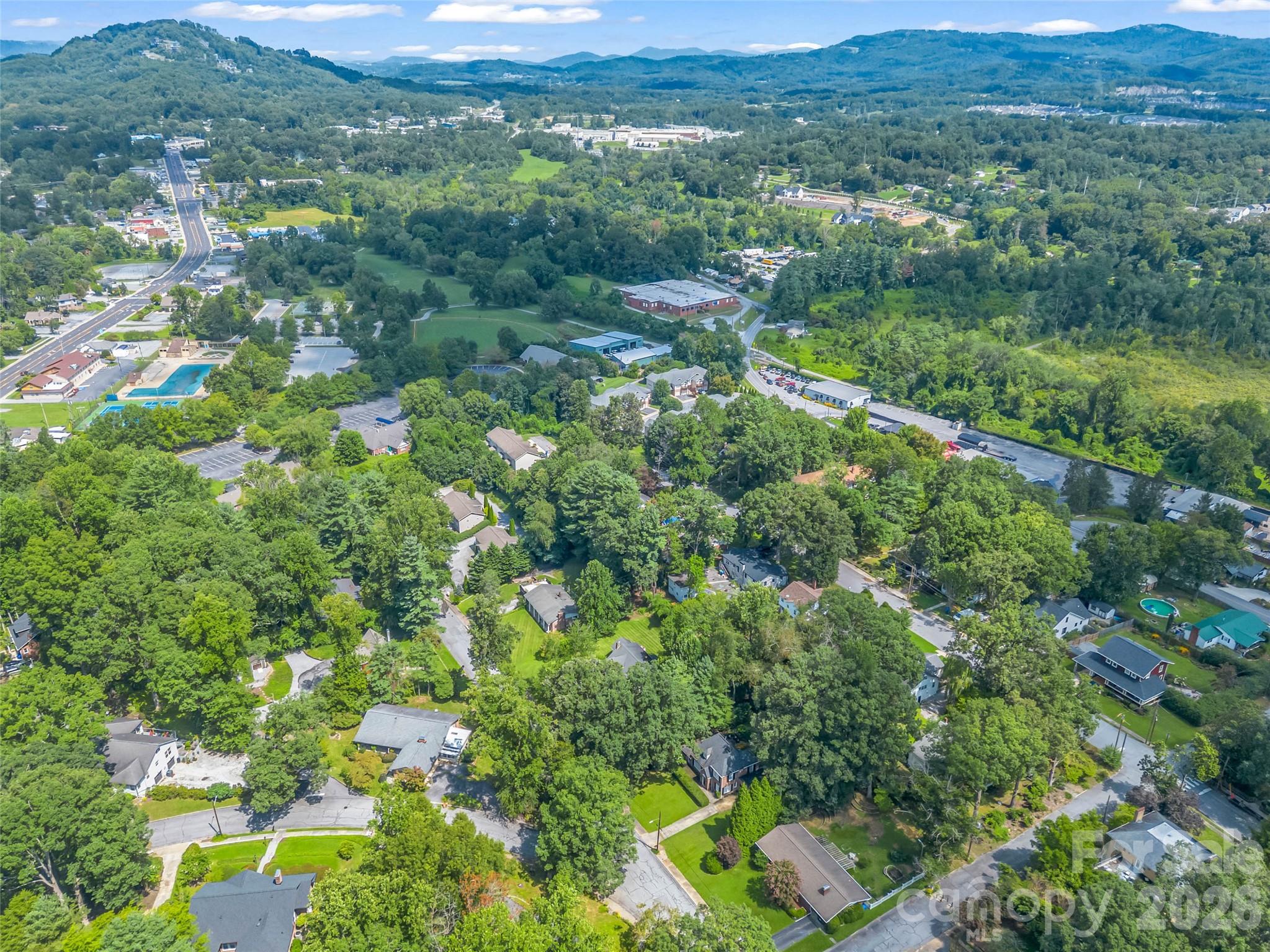 1317 Hyman Avenue — Hendersonville
