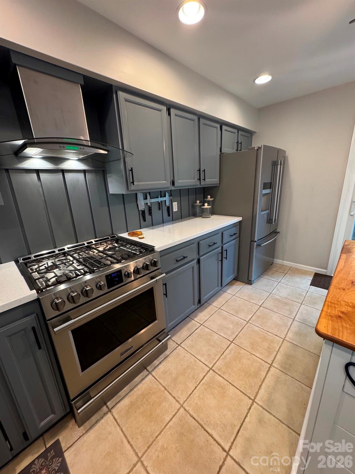 501 Independence Trail — Morganton