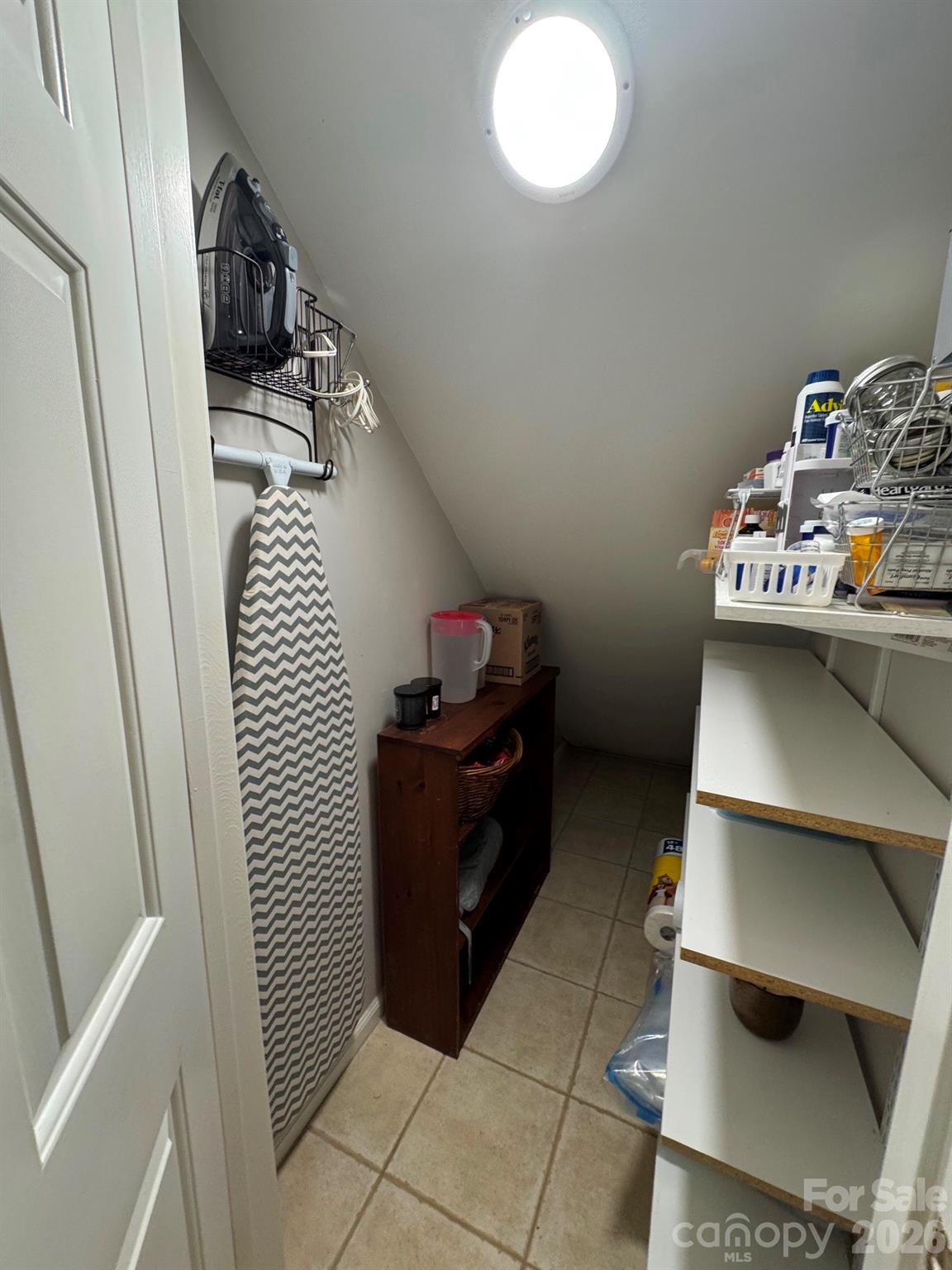 501 Independence Trail — Morganton