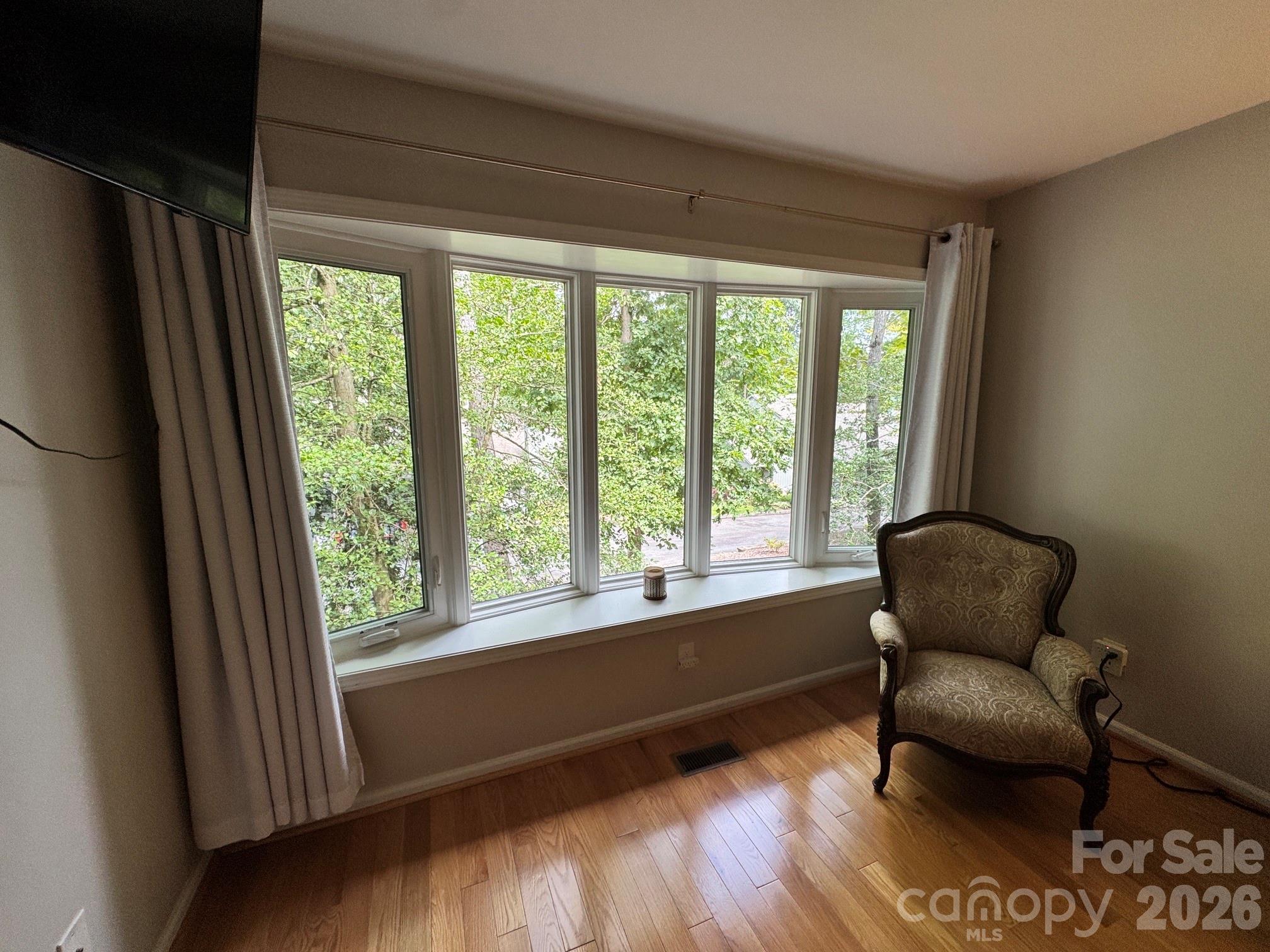 501 Independence Trail — Morganton