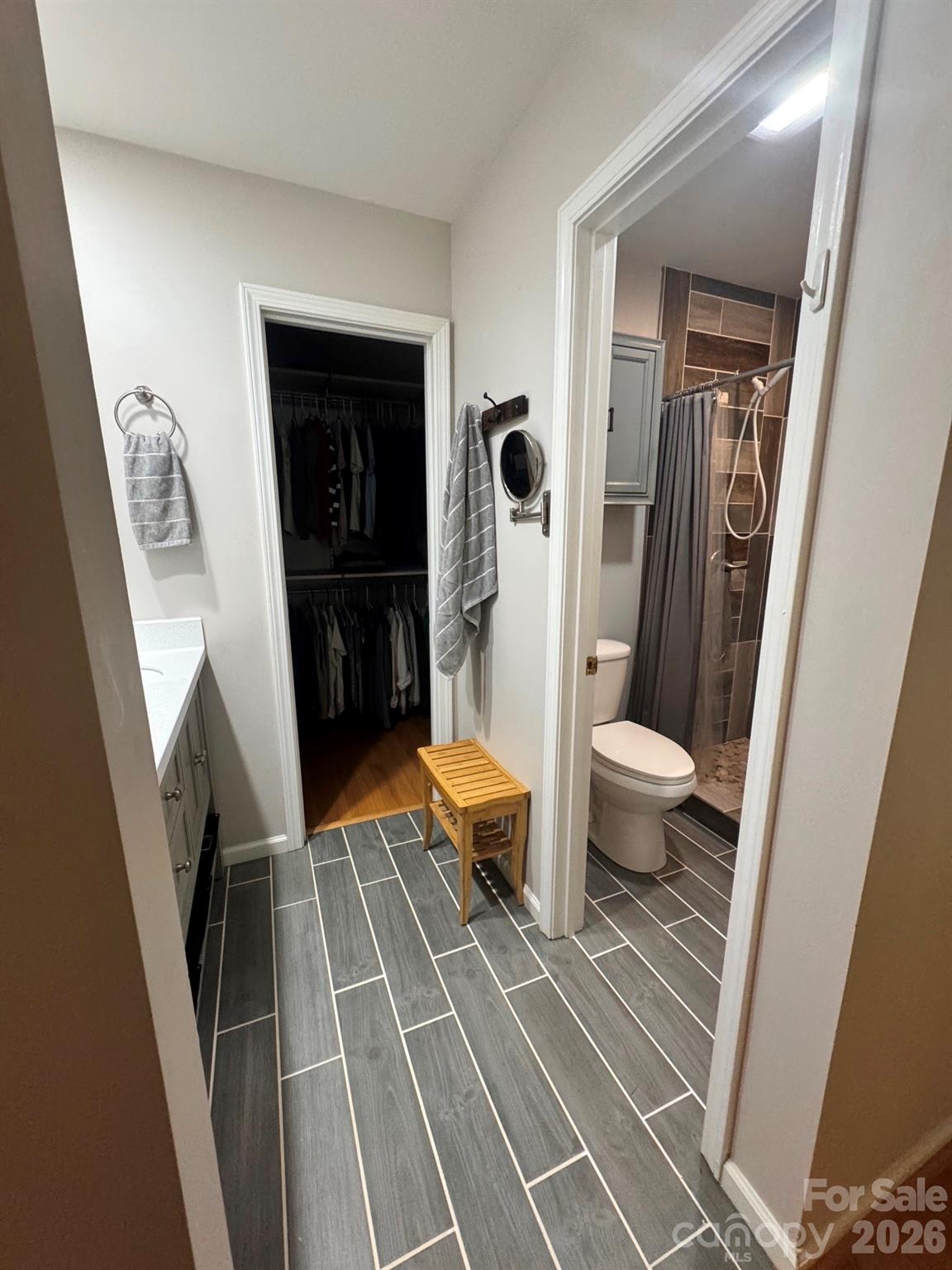 501 Independence Trail — Morganton