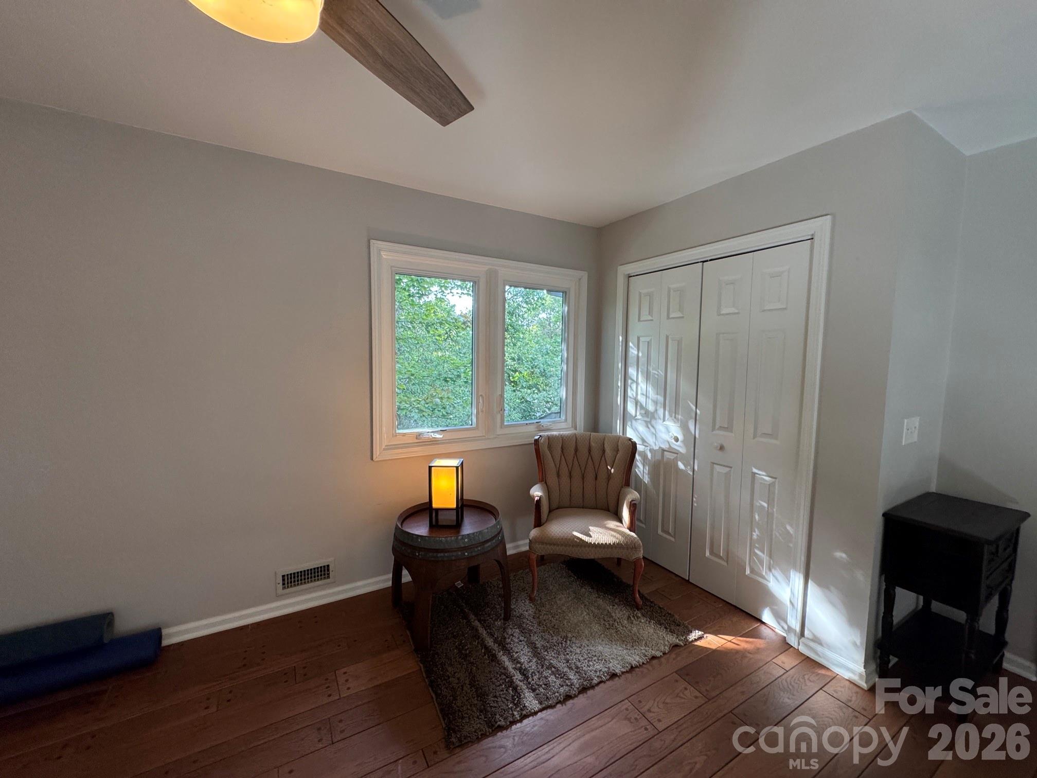501 Independence Trail — Morganton