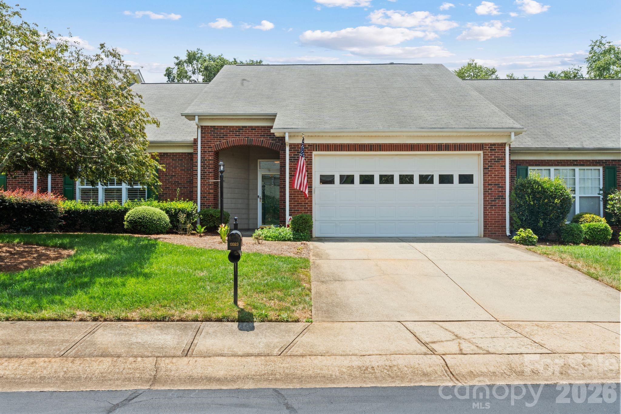 13323 Mint Lake Drive — Matthews