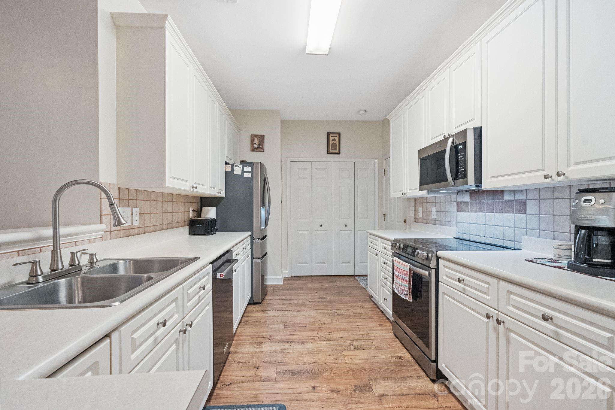 13323 Mint Lake Drive — Matthews